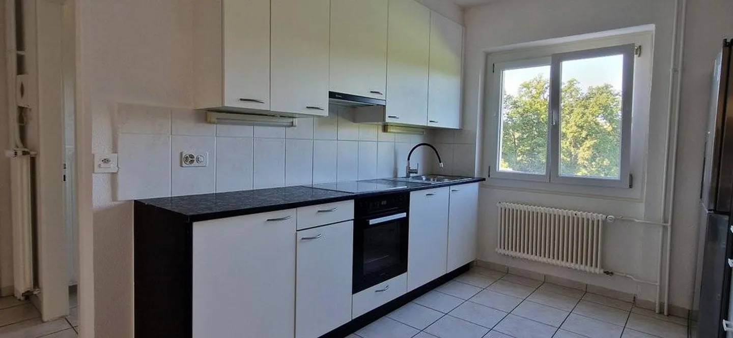 3,5-Zimmer-Wohnung im 2. Stock zu vermieten in Marly! - Foto 1 von 6