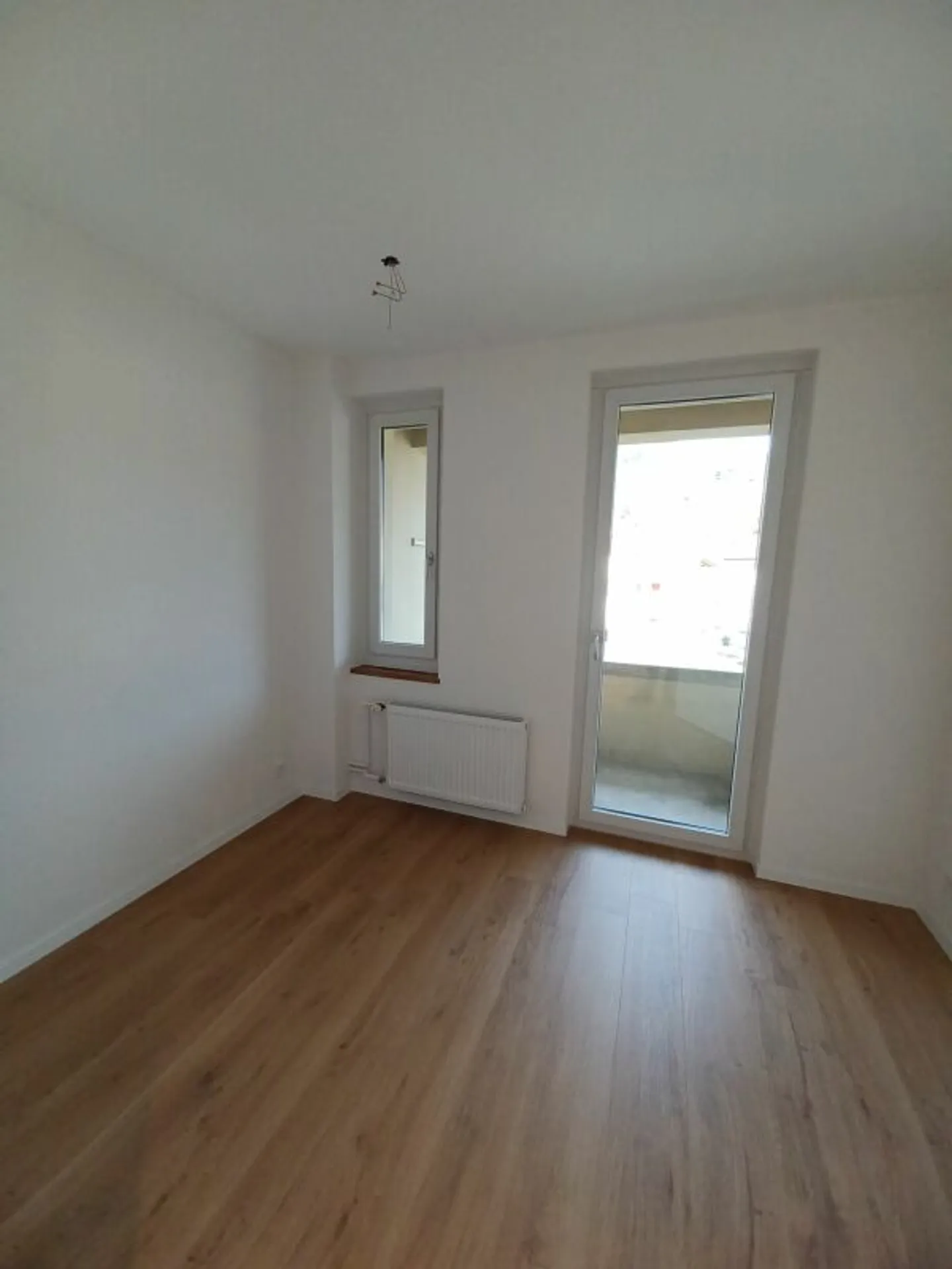 NUOVO! Appartamento 3 1/2 locali a Hünibach sul lago di Thun - Foto 8 di 11