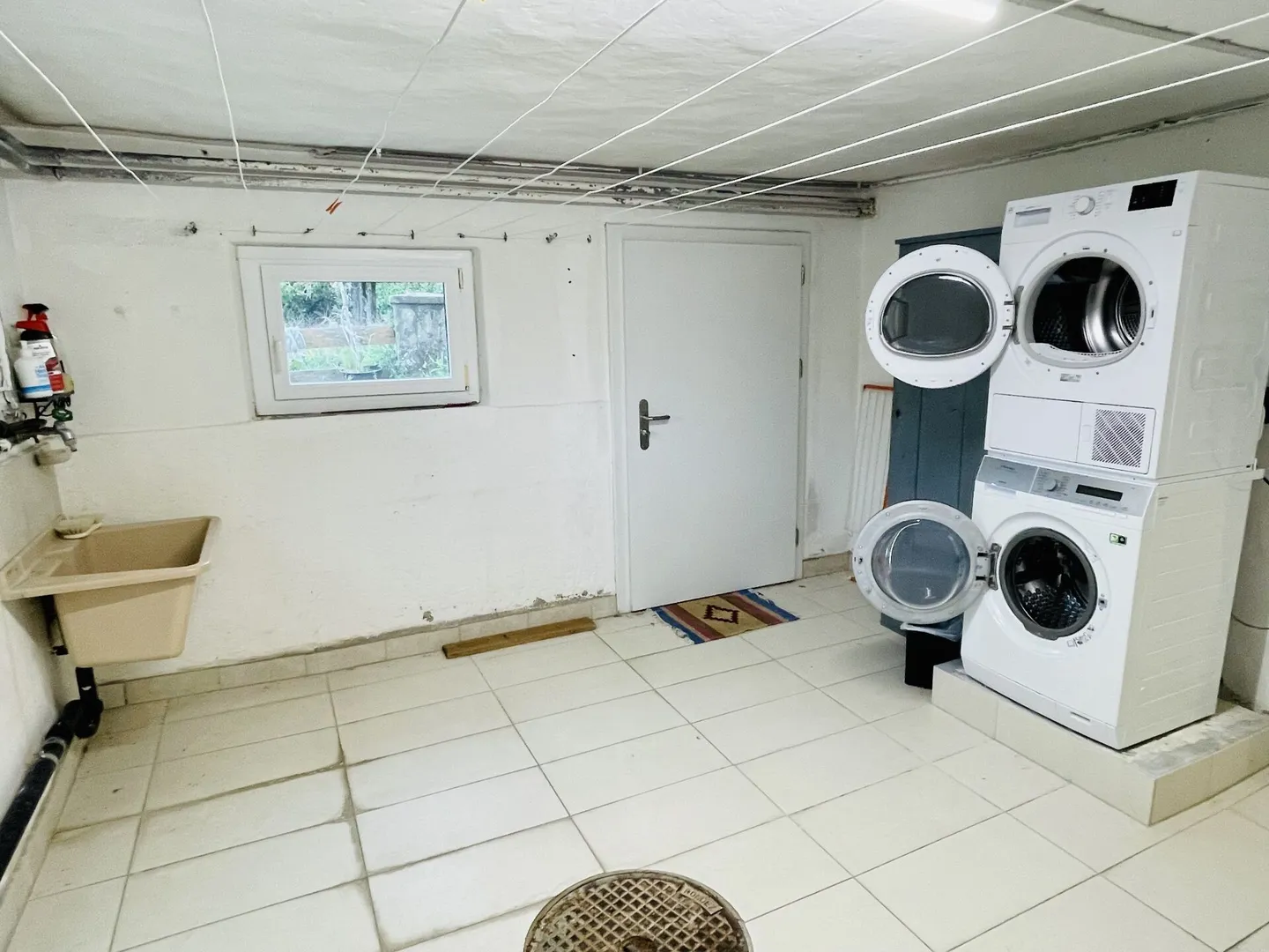 Zeitlos schön: Modern renovierte 4 Zimmer Altbauperle - Foto 9 von 11