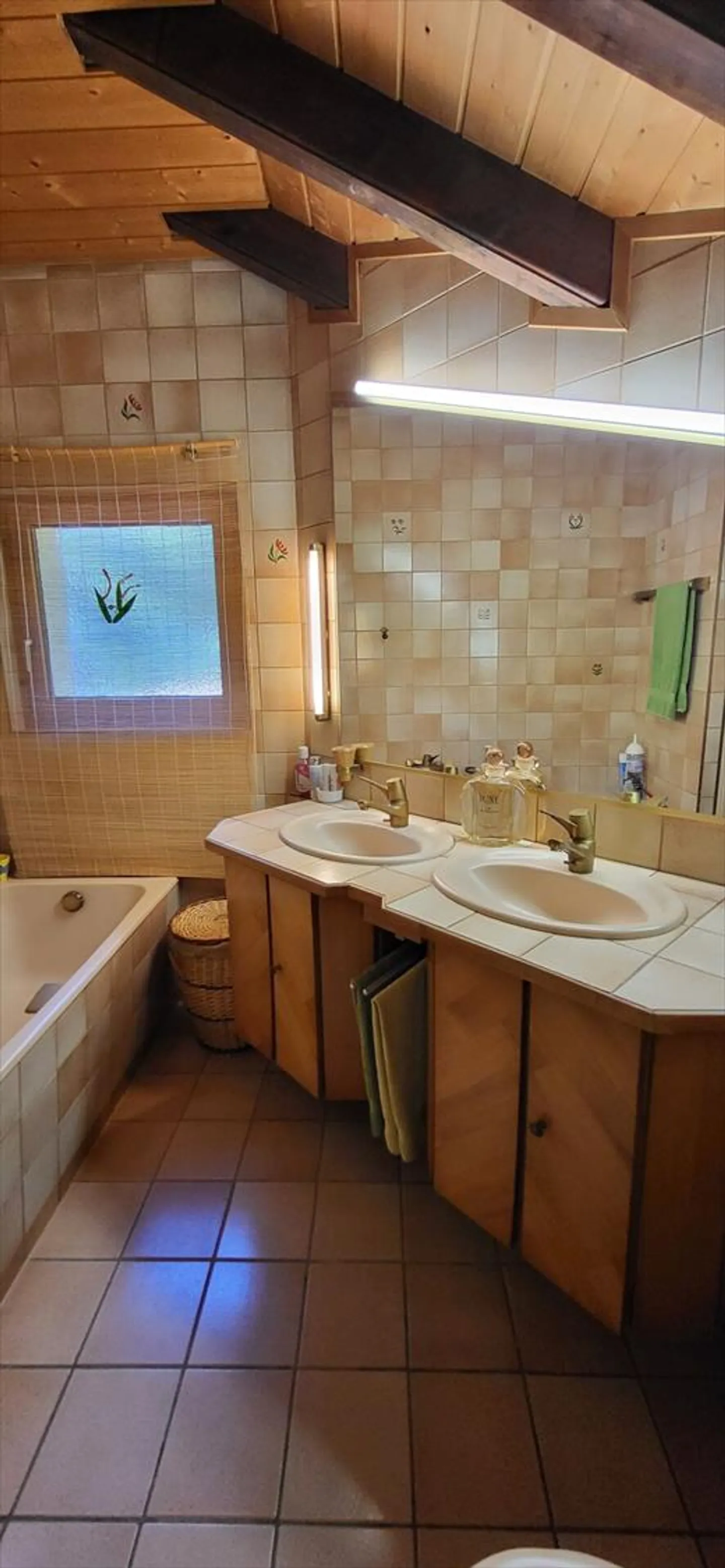 Propriété pleine de caractère composée de 3 appartements - Photo 9 sur 13