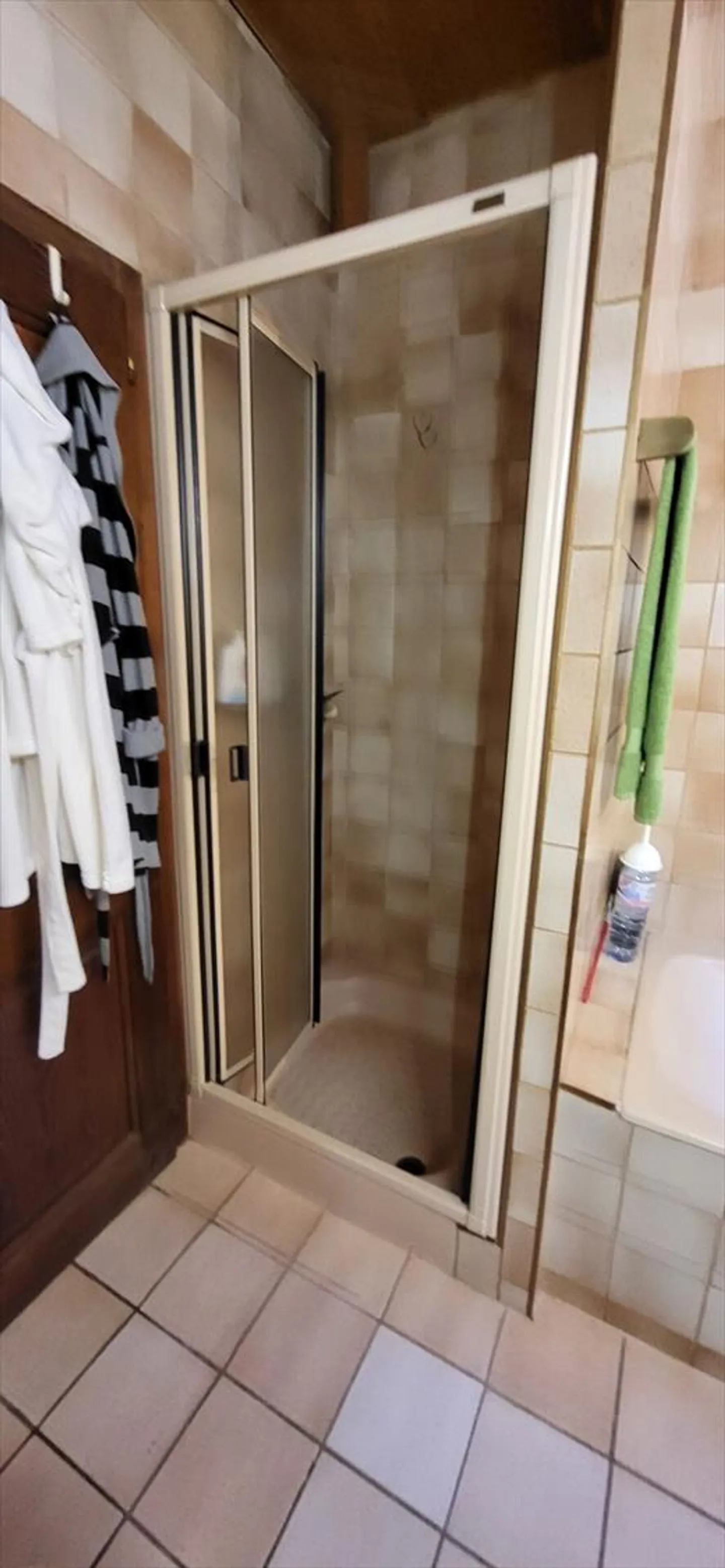 Propriété pleine de caractère composée de 3 appartements - Photo 10 sur 13