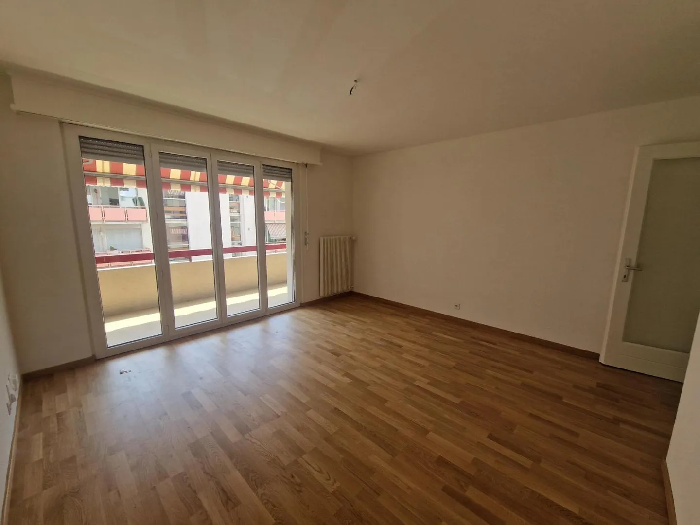 3.5 Room Apartment - Photo 2 of 8