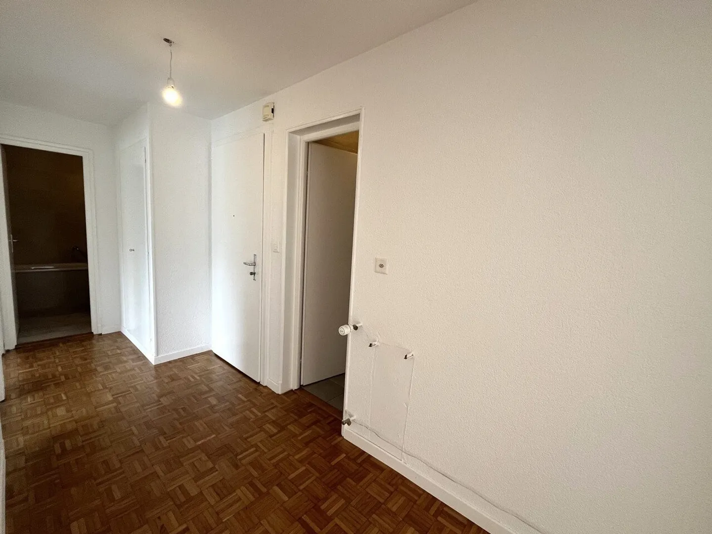 Beautiful 3.5-room apartment on the 1st floor in Villeneuve - Photo 2 of 7