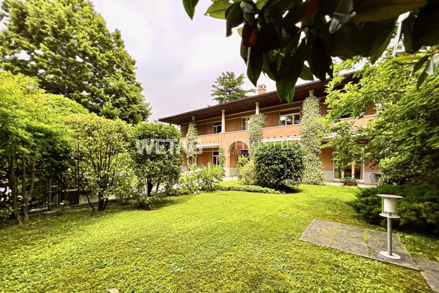 Elegante Villa Umgeben von Natur - Foto 11 von 11