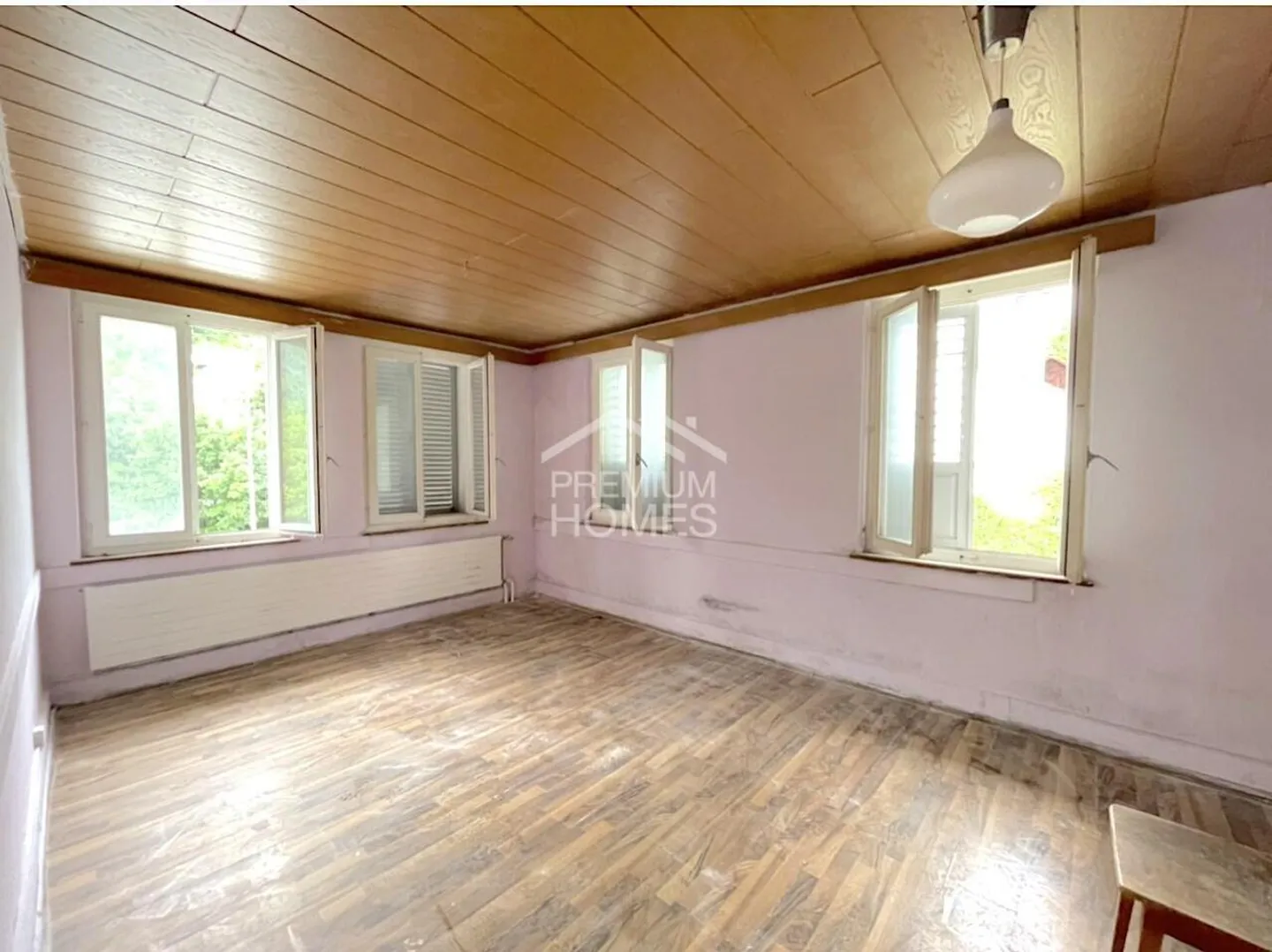 Maison multifamiliale polyvalente - Photo 2 sur 7