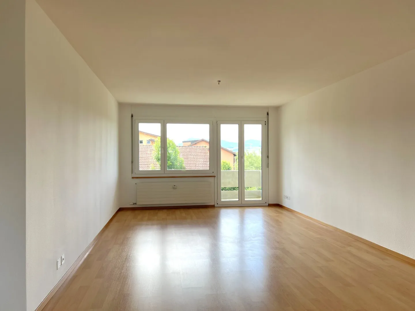 Appartement lumineux et charmant de 3,5 pièces à Geuensee - Photo 1 sur 11