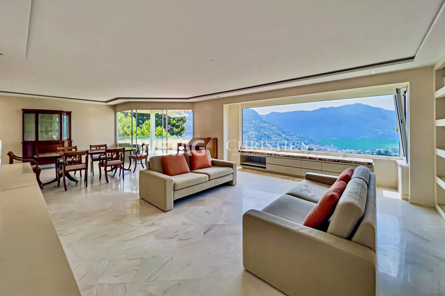 Elegant Triplex Apartment in Porza with Lake View, Private Garden, Ge... - Photo 4 of 13