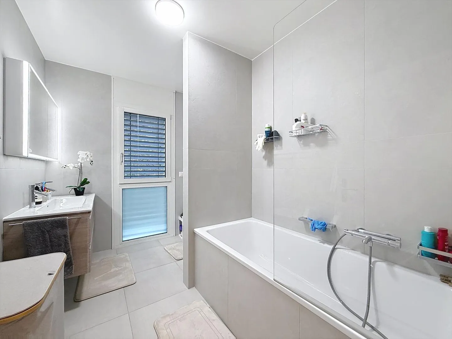 Magnifico appartamento in una residenza sicura, vicino al lago - Foto 9 di 11