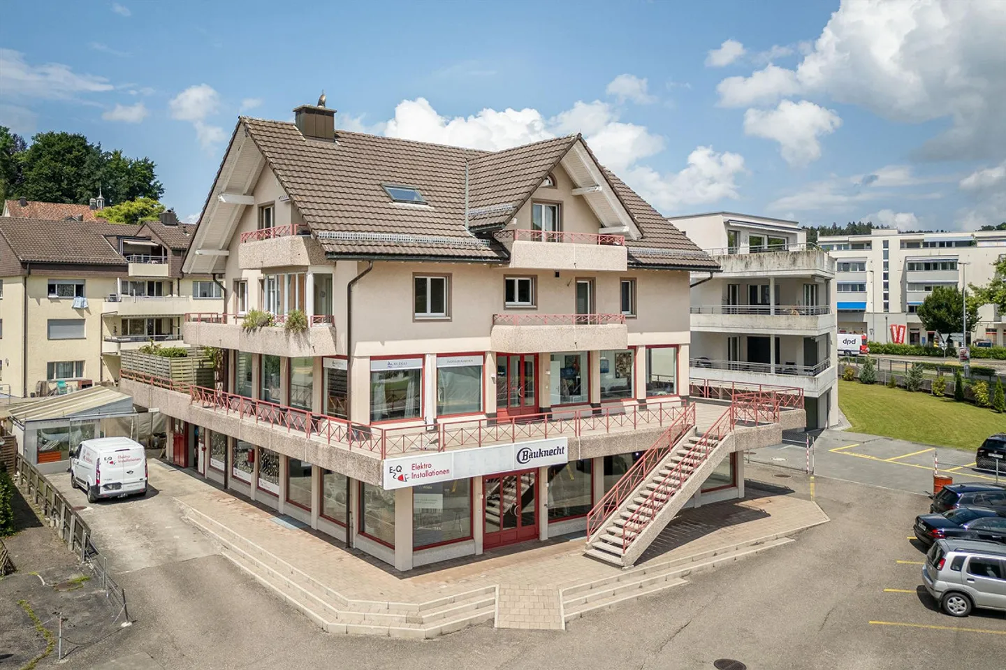 Attrazione edificio residenziale e commerciale nel cuore di Gossau - Foto 3 di 16