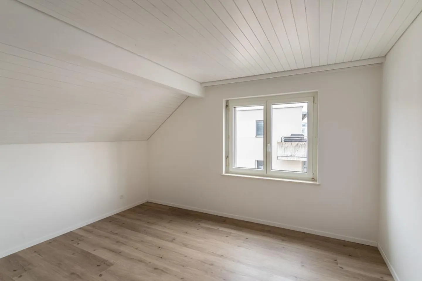 Attrazione edificio residenziale e commerciale nel cuore di Gossau - Foto 7 di 16