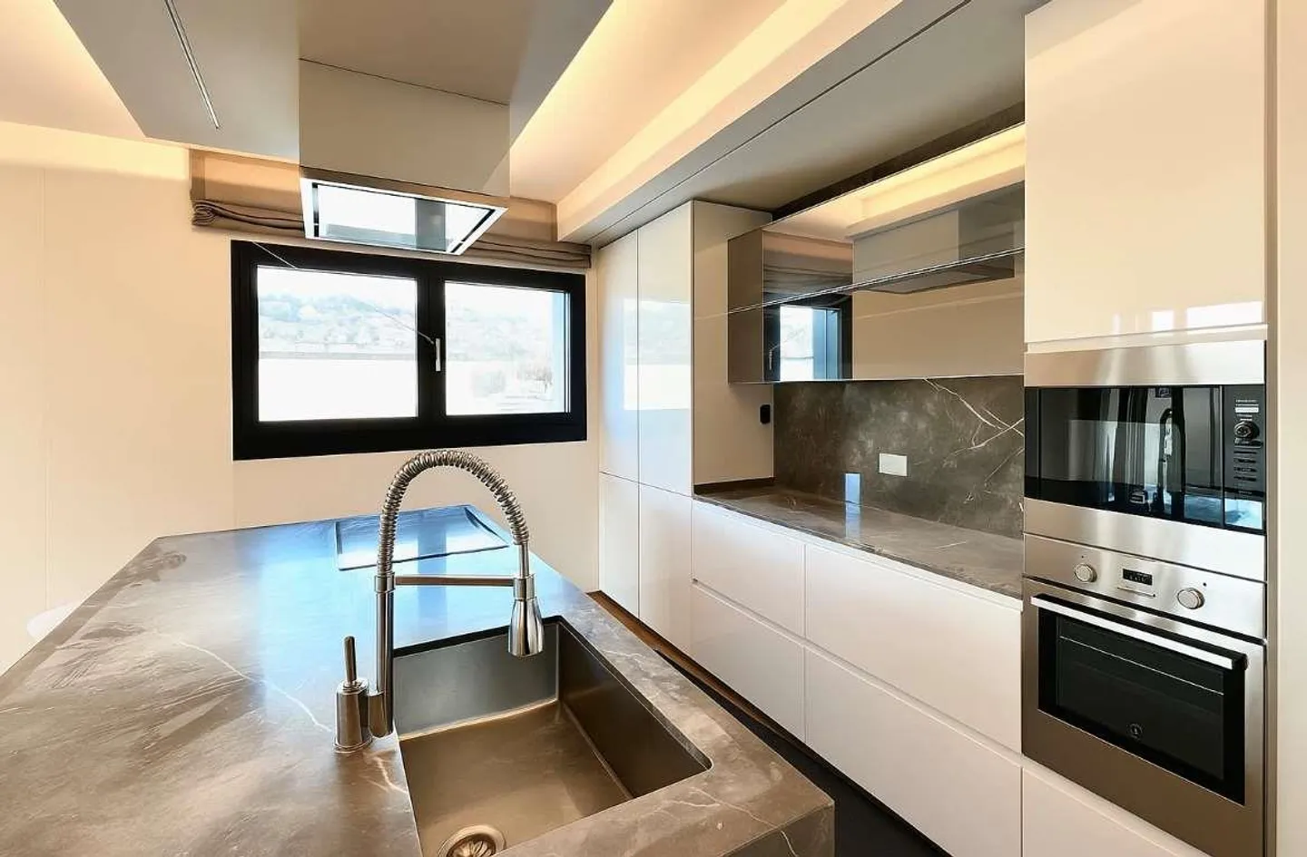 Penthouse exclusif avec terrasse sur le toit à Lugano Pregassona - Photo 10 sur 13