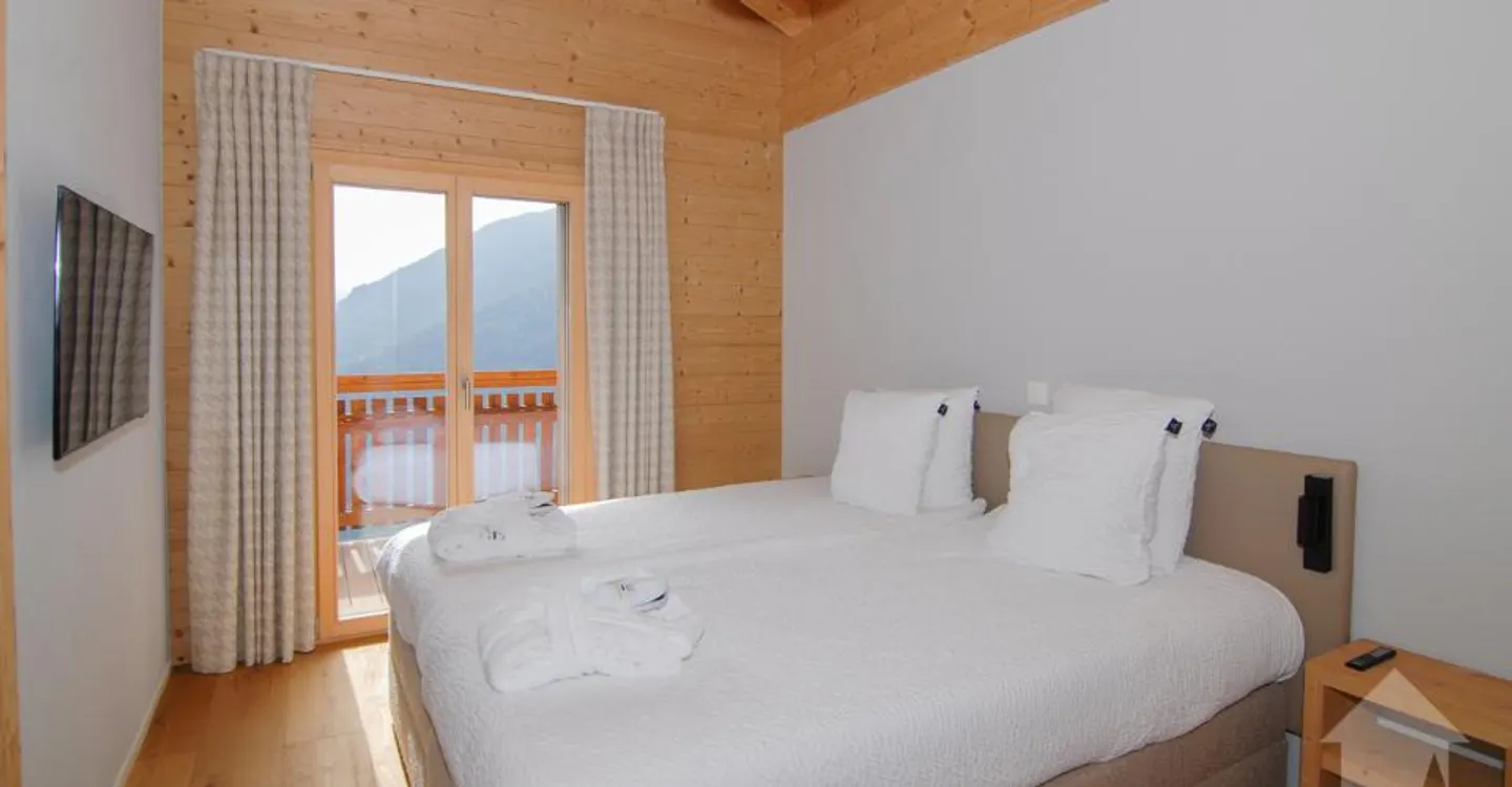 Beautiful opportunity in the "Dent-Blanche Resort" of Hérémence - Photo 3 of 13