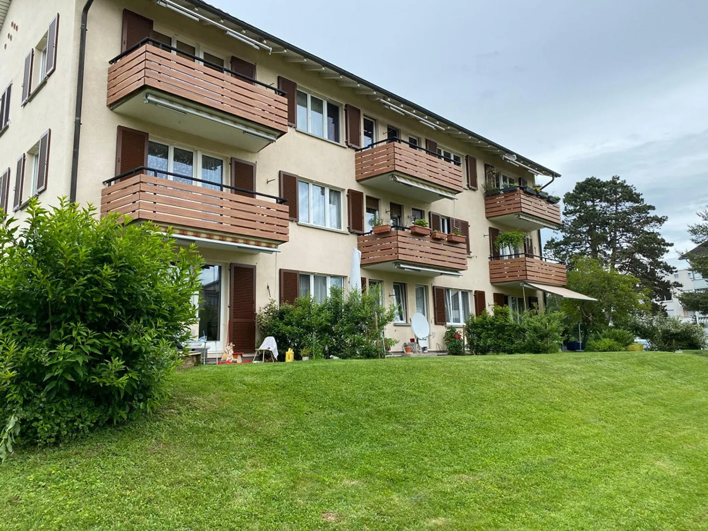 Appartamento 3 locali accogliente in un tranquillo quartiere residenziale - Foto 2 di 10