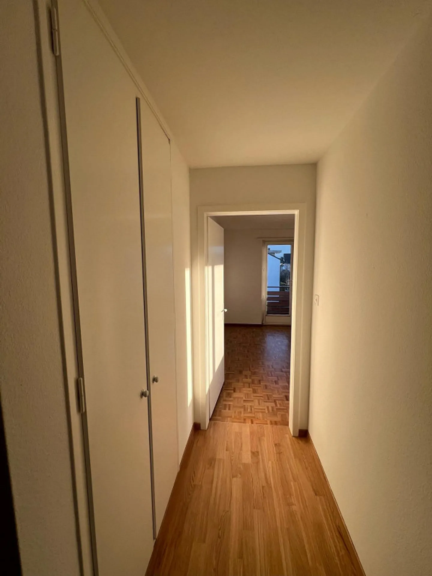Appartamento 3 locali accogliente in un tranquillo quartiere residenziale - Foto 4 di 10