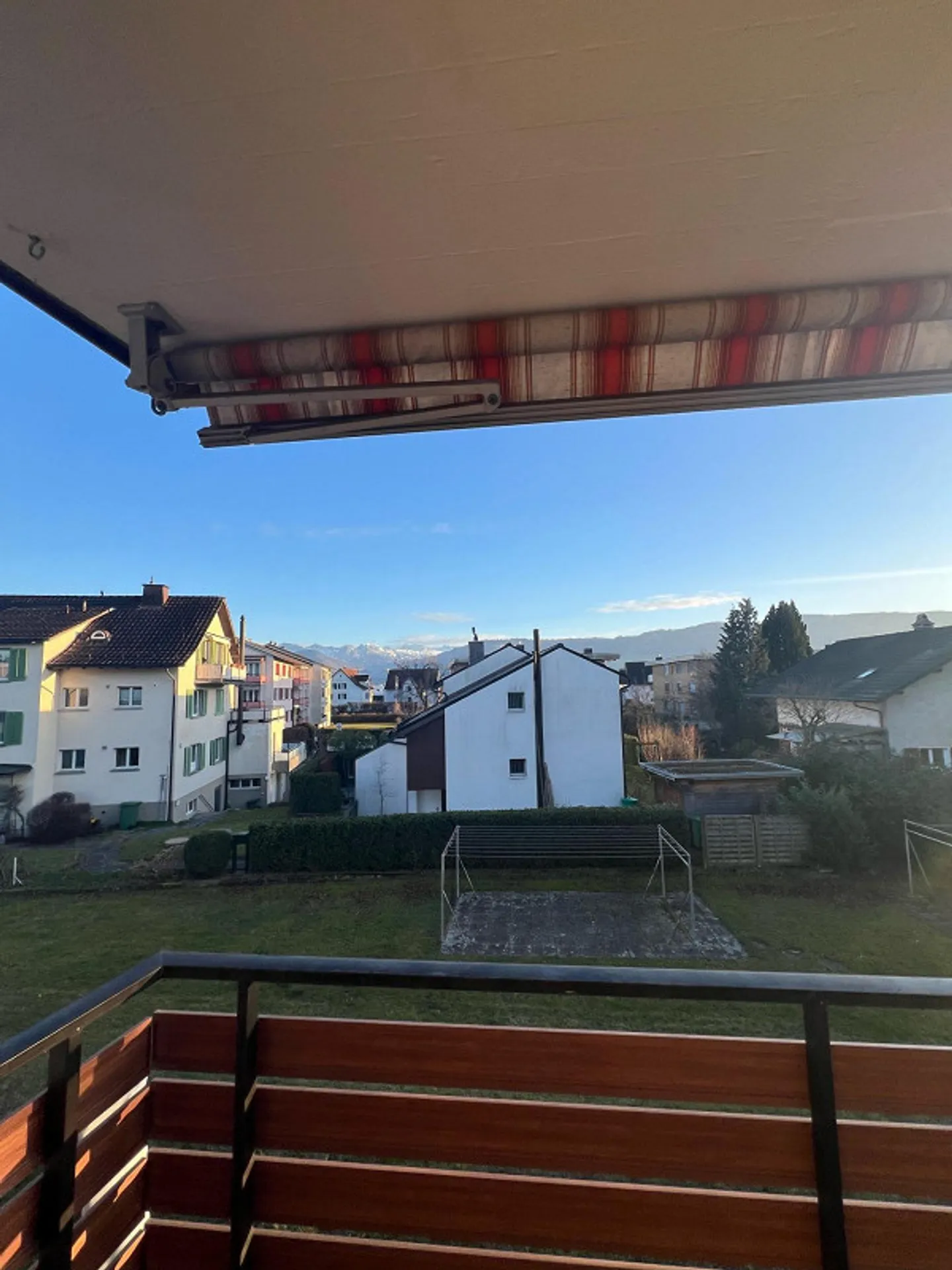Appartamento 3 locali accogliente in un tranquillo quartiere residenziale - Foto 6 di 10