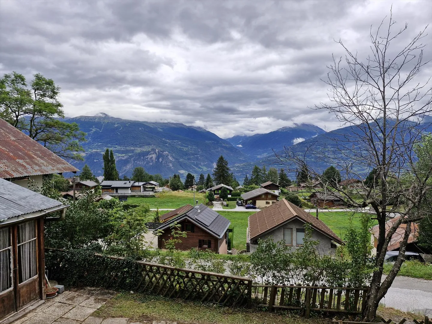 For sale - Independent chalet with 6 rooms in Savièse (Mayen de la Zour) - Photo 3 of 3