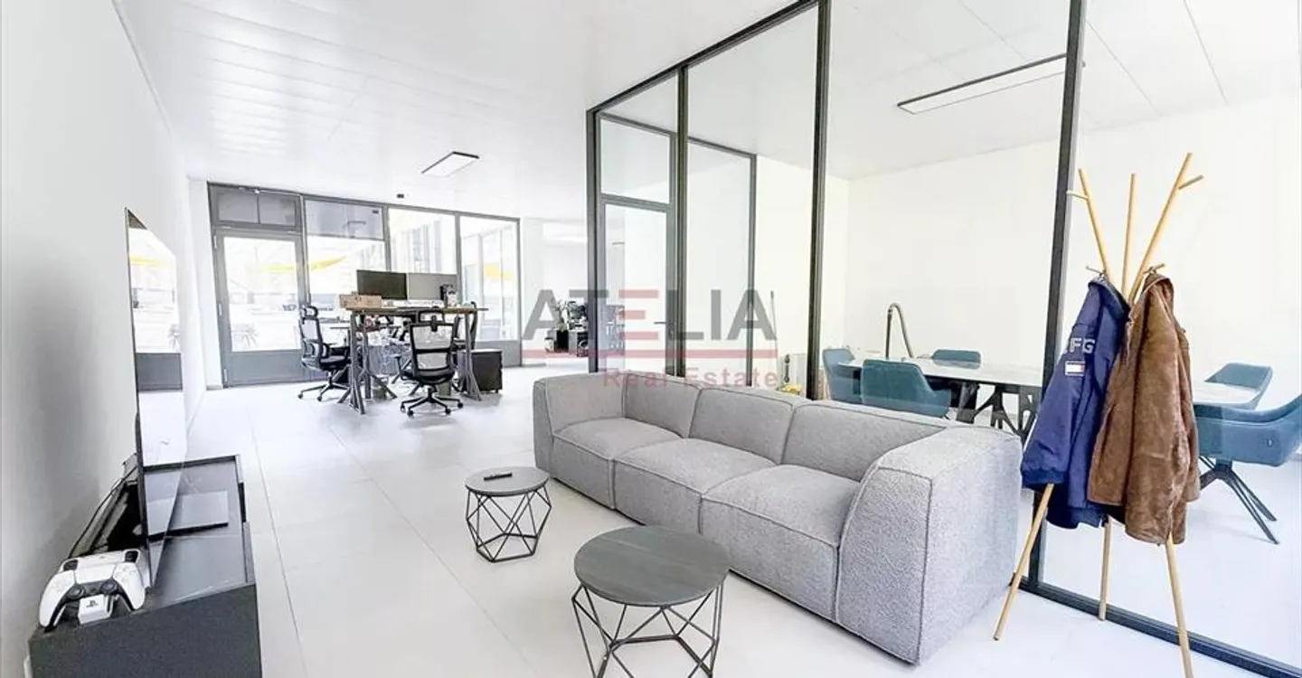 Bureau à louer - Photo 1 sur 5