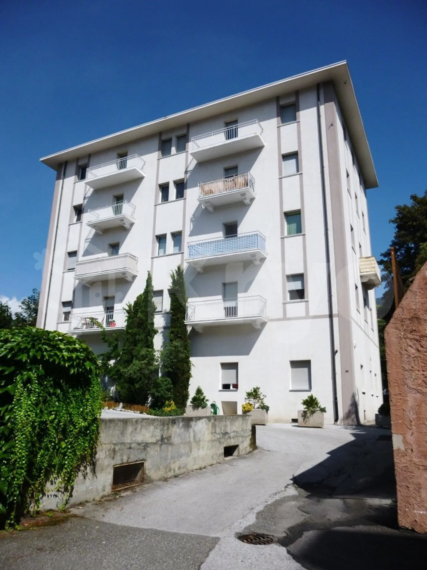 SION-CENTRO GRANDE STUDIO IN AFFITTO - Foto 4 di 6