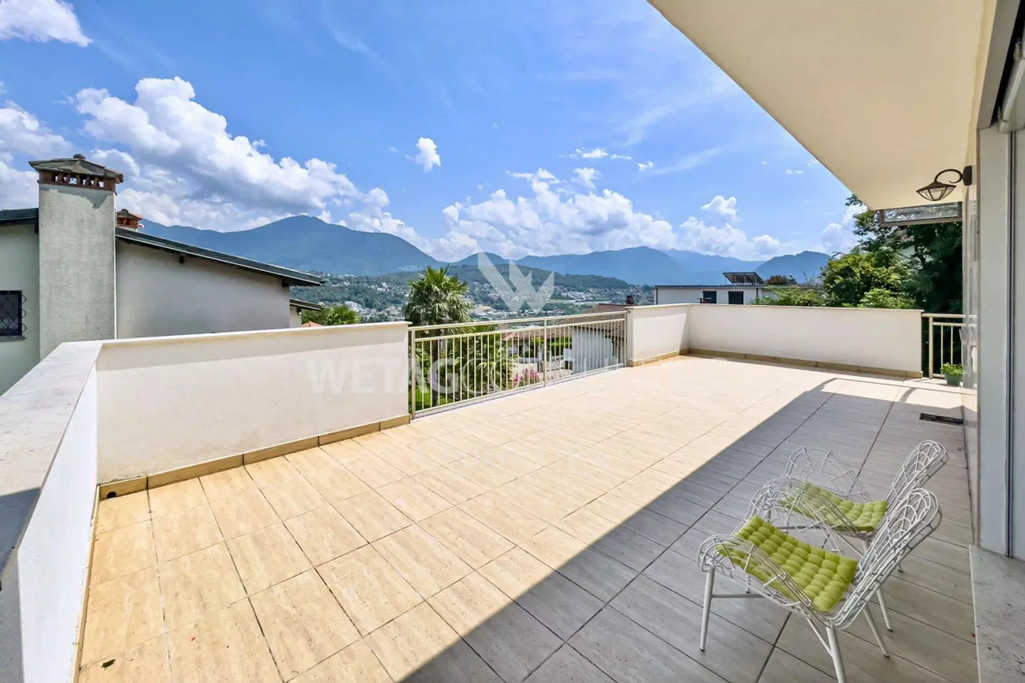 Lugano-Gravesano: Villa moderna con grande terrazza e sauna in vendita - Foto 2 di 12
