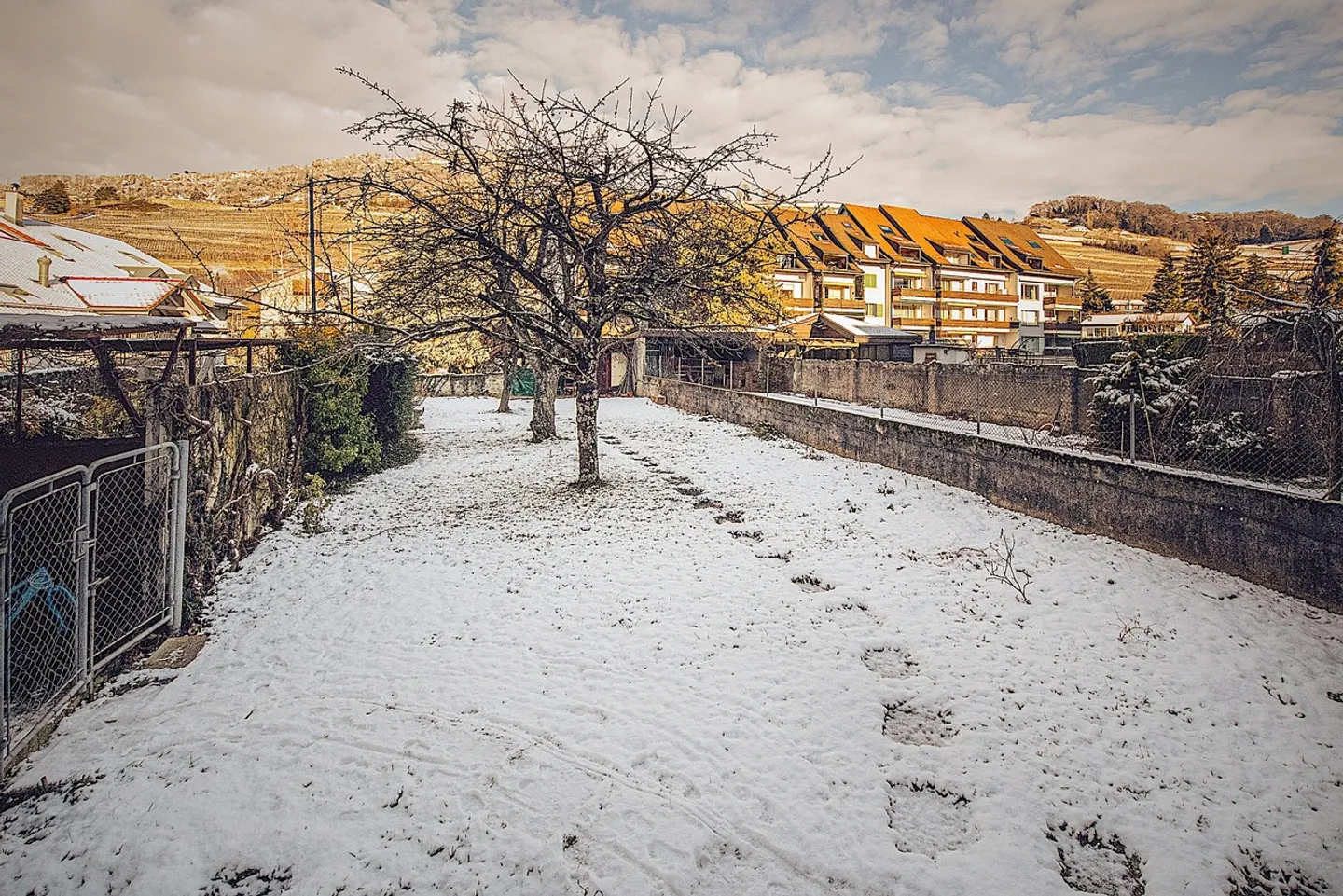 Casa di villaggio con 3 appartamenti - Foto 5 di 19
