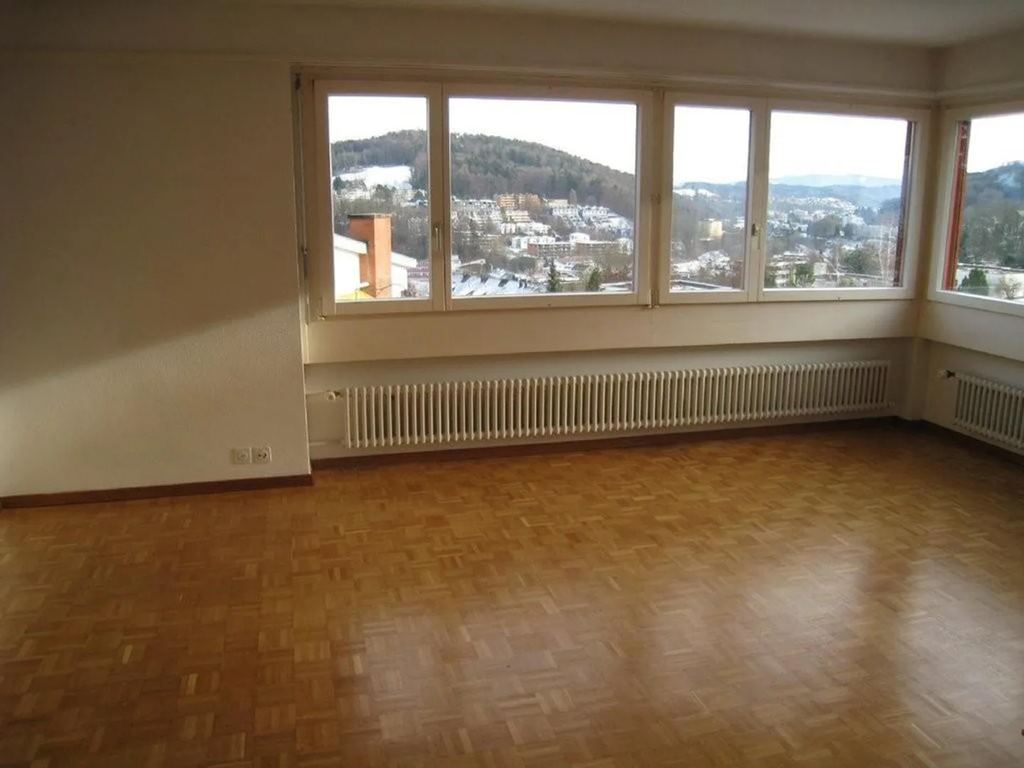 Appartamento 4 stanze in Schwarzenbergstr. 1, 8134 Adliswil - Foto 1 di 12