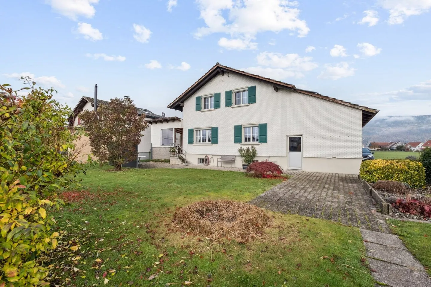 Jewel in an ideal location with potential - Photo 1 of 7