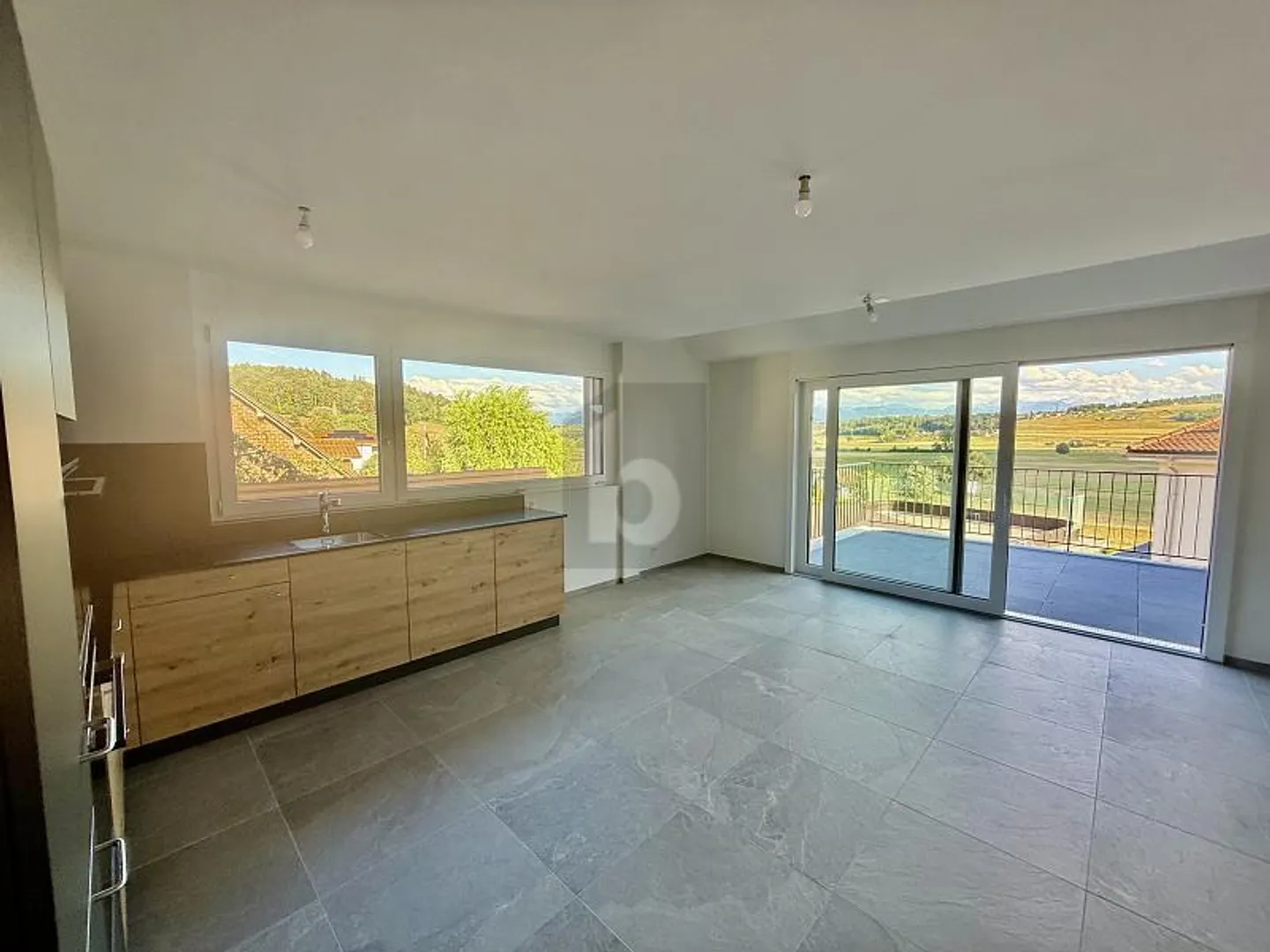MODERN MIT UNVERBAUTER AUSSICHT - Foto 4 von 6