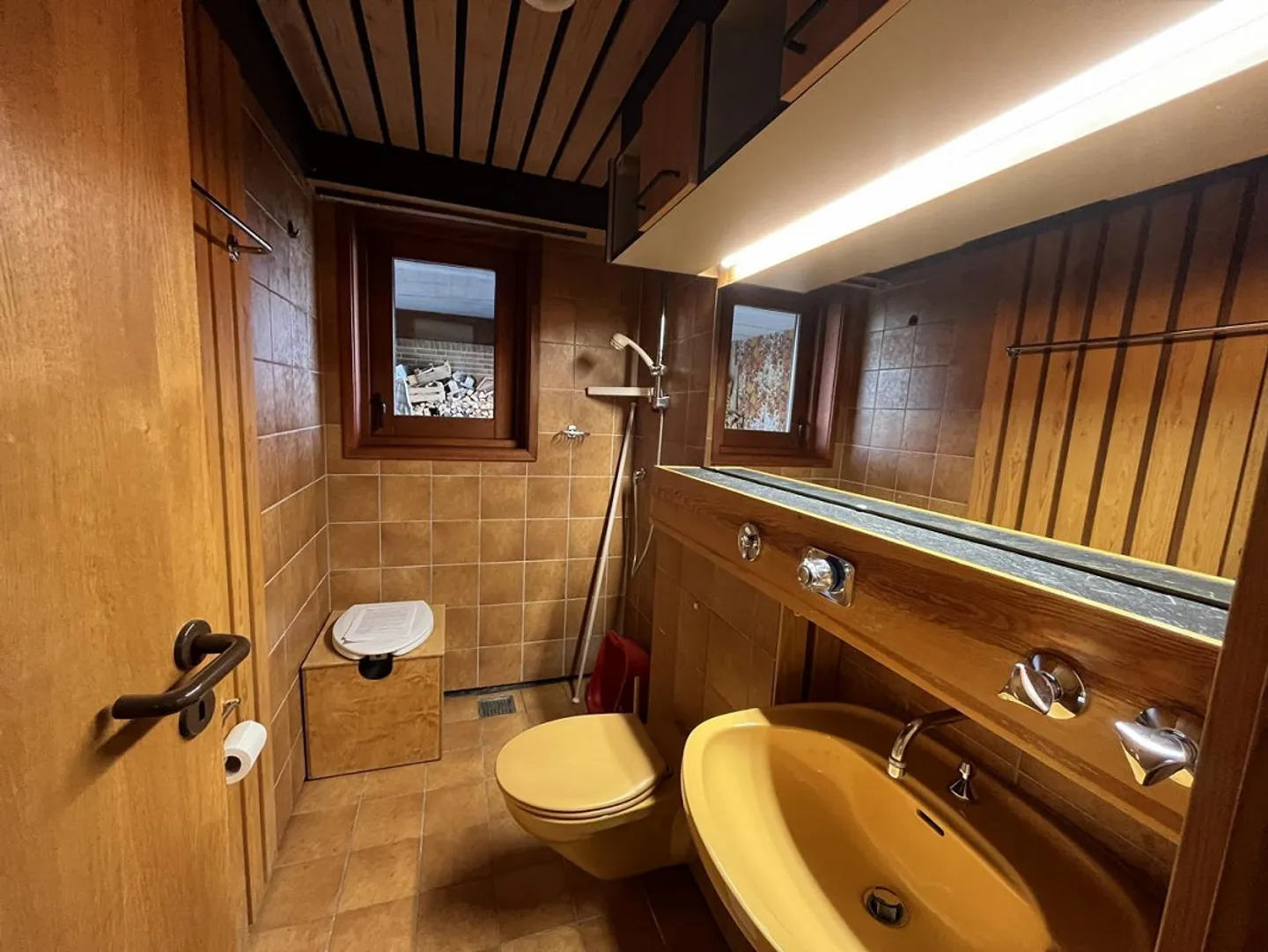 Paradiso verde con bungalow sulla pendenza soleggiata a Schleitheim in vendita... - Foto 13 di 20