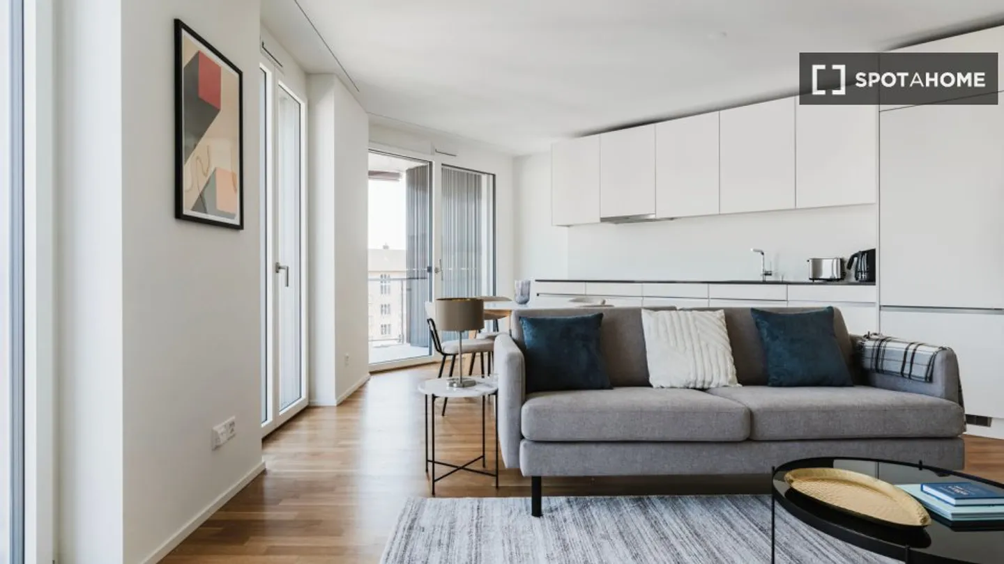 Apartment for rent - Photo 2 of 15