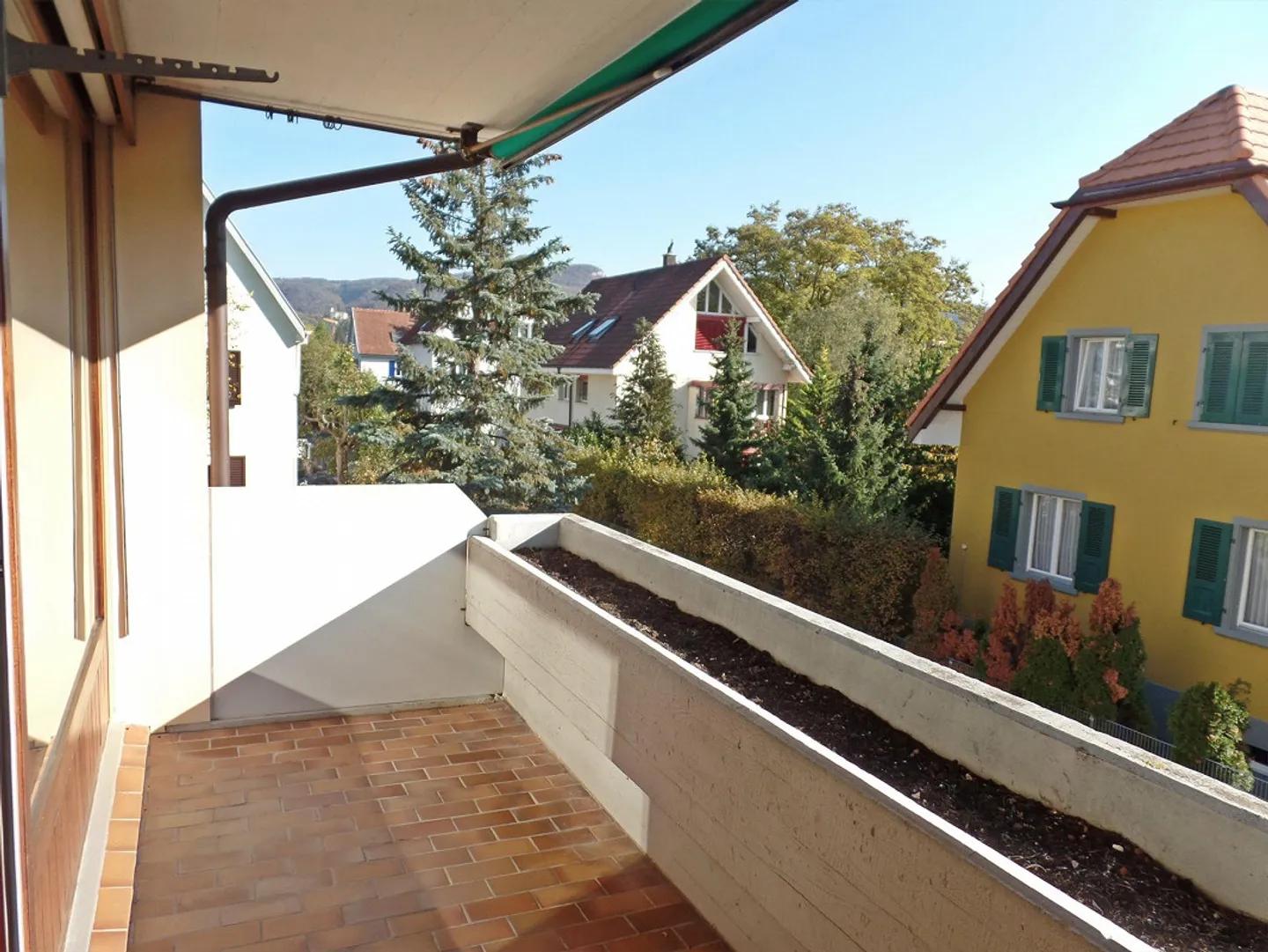 Appartamento spazioso in una zona residenziale tranquilla - Foto 4 di 8