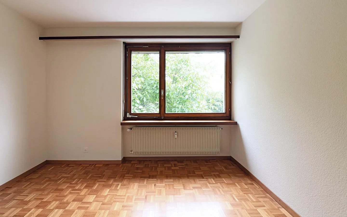 Appartamento spazioso in una zona residenziale tranquilla - Foto 7 di 8
