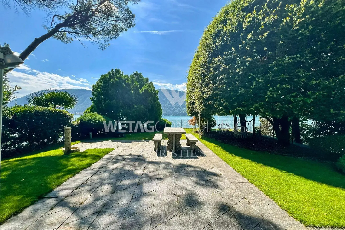 Direttamente sull'acqua a Lugano-Bissone: appartamento moderno in vendita - Foto 10 di 12