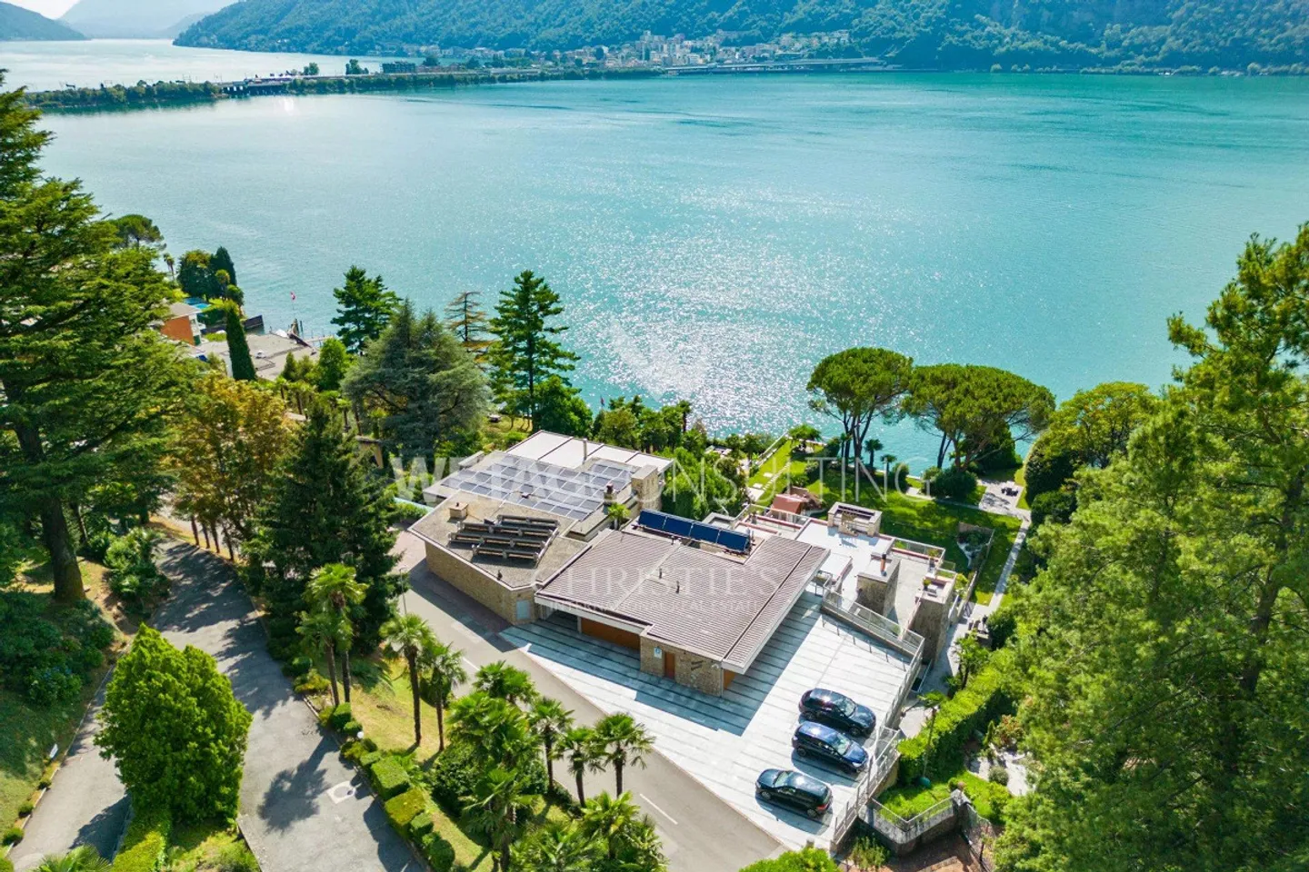 Direttamente sull'acqua a Lugano-Bissone: appartamento moderno in vendita - Foto 12 di 12