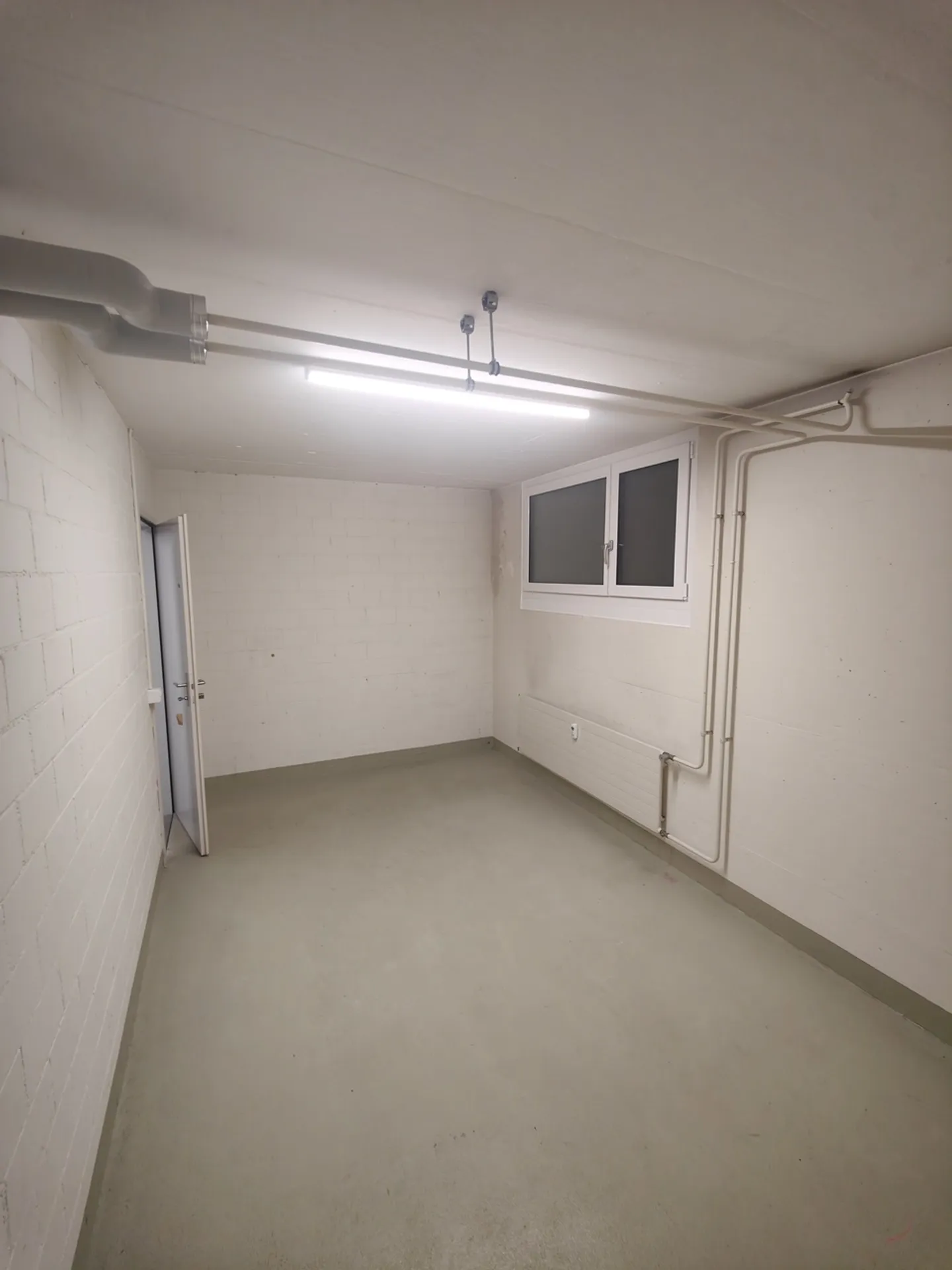 13.2m2 Magazzino Suhr - Gönhardweg 13B - Foto 3 di 8
