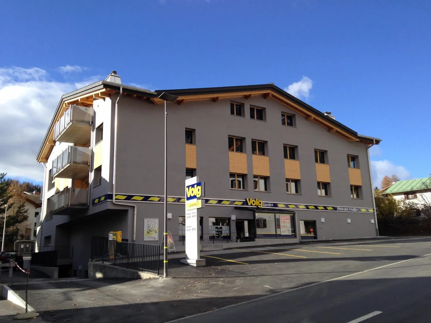 Appartamenti moderni di 4,5 stanze al 1° piano - Foto 2 di 11
