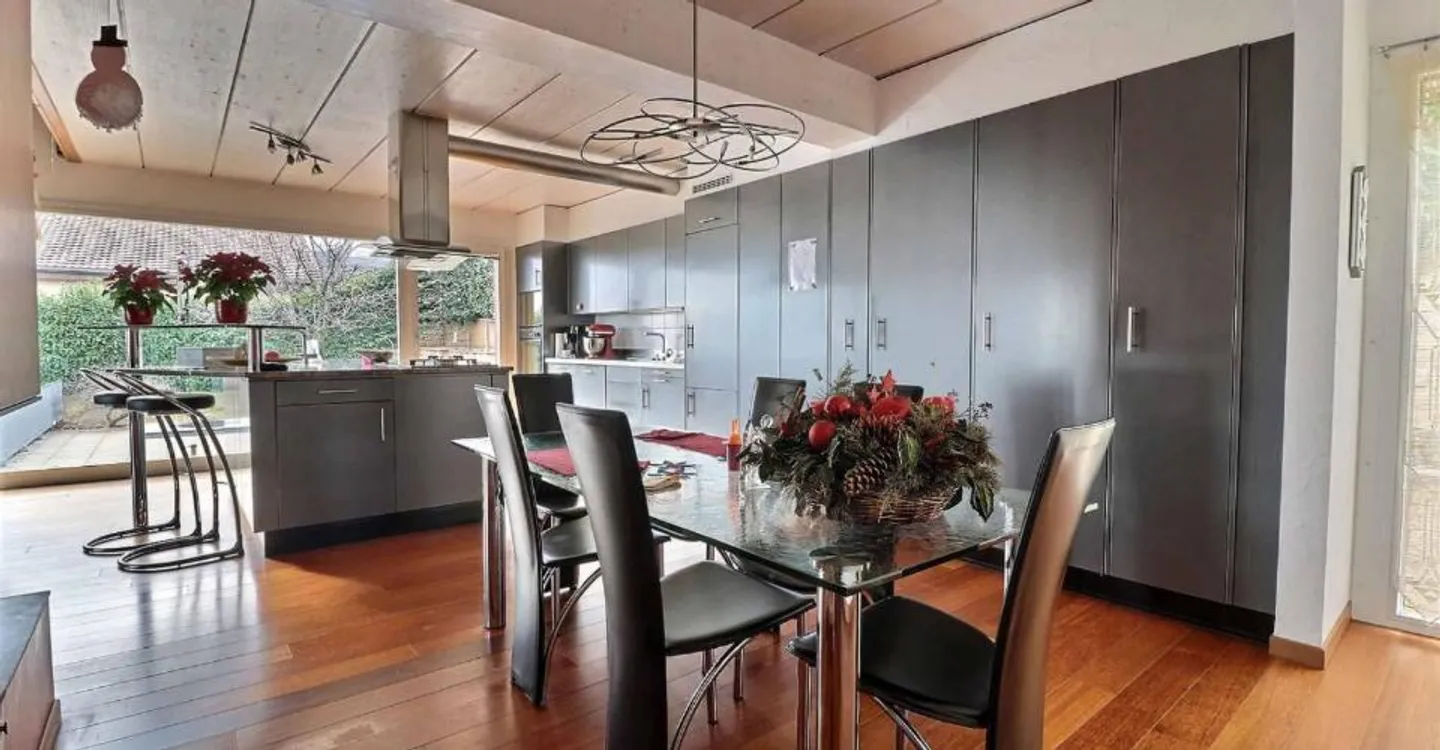 Einzelvilla 7,5 Zimmer - Einzigartig! Zeitgenössische Architektenvilla, Seeblick - Foto 3 von 9