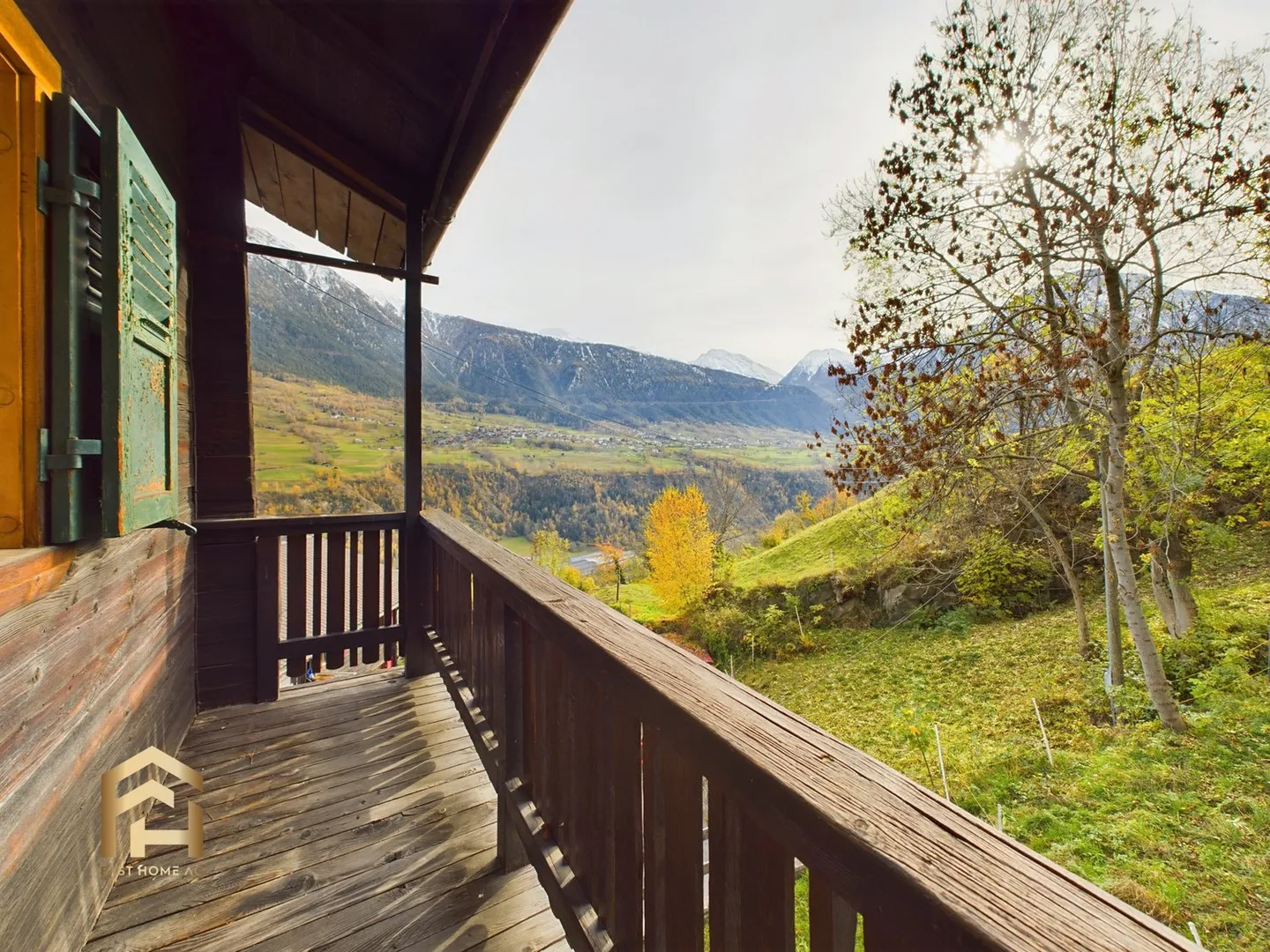 Charmantes Walliserhaus mit 3 Wohnungen, Geschichte und Ausbaupotenzia - Photo 1 of 13