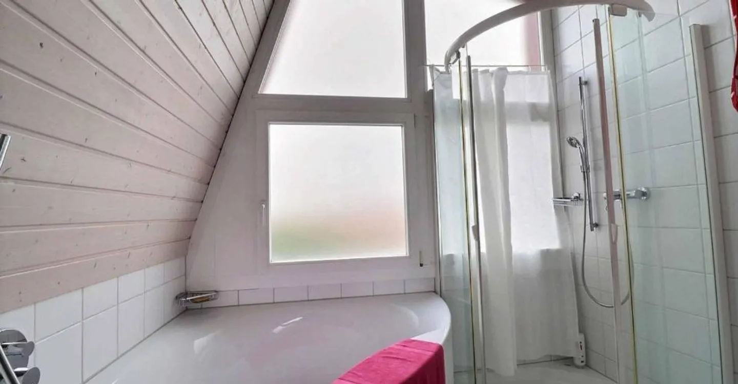 Einzelvilla 7,5 Zimmer - Einzigartig! Zeitgenössische Architektenvilla, Seeblick - Foto 7 von 9
