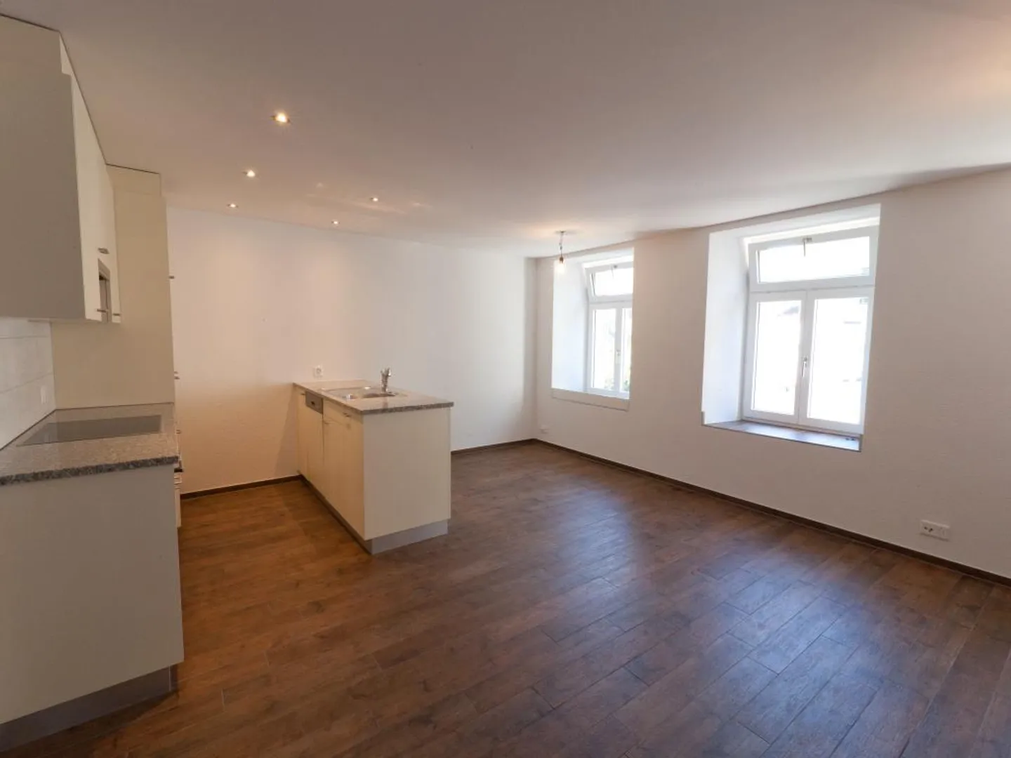 Maisonette lumineuse avec terrasse sur le toit - Photo 1 sur 5