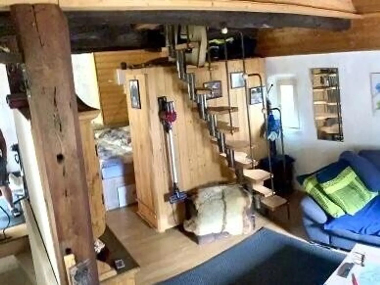 rustico di 3 1/2 locali molto tranquilla, soleggiata con bella vista - Foto 3 di 13