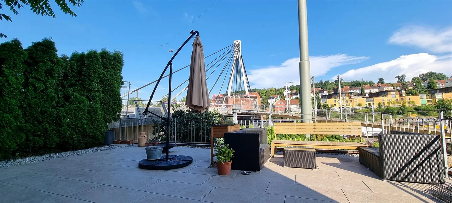 Appartamento 3 camere con grande terrazza soleggiata - Foto 1 di 18