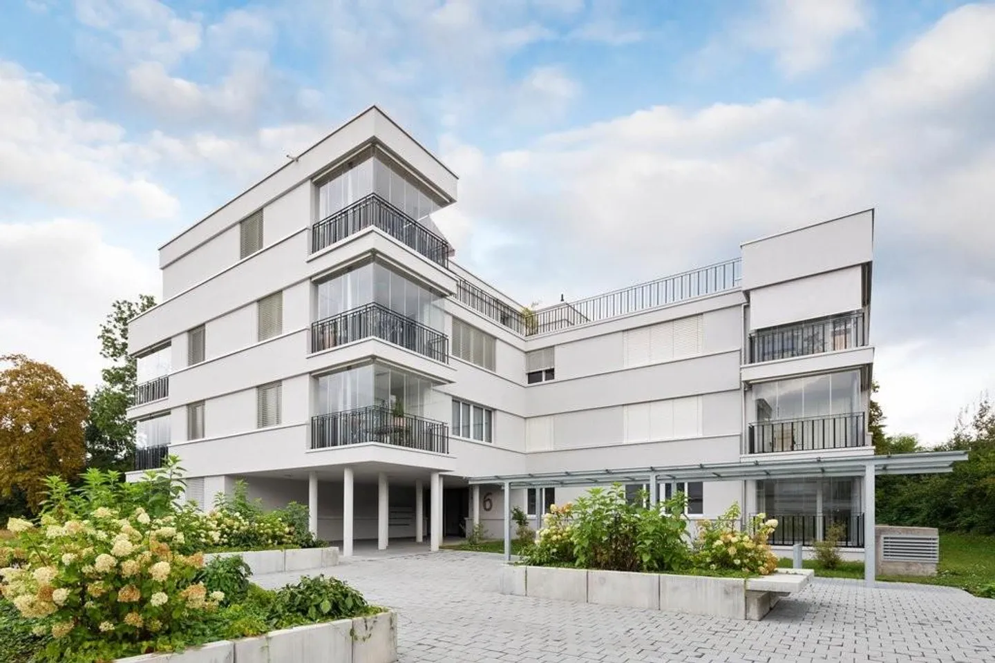 Modernes Apartment in Aarau-Rohr - Foto 1 von 8