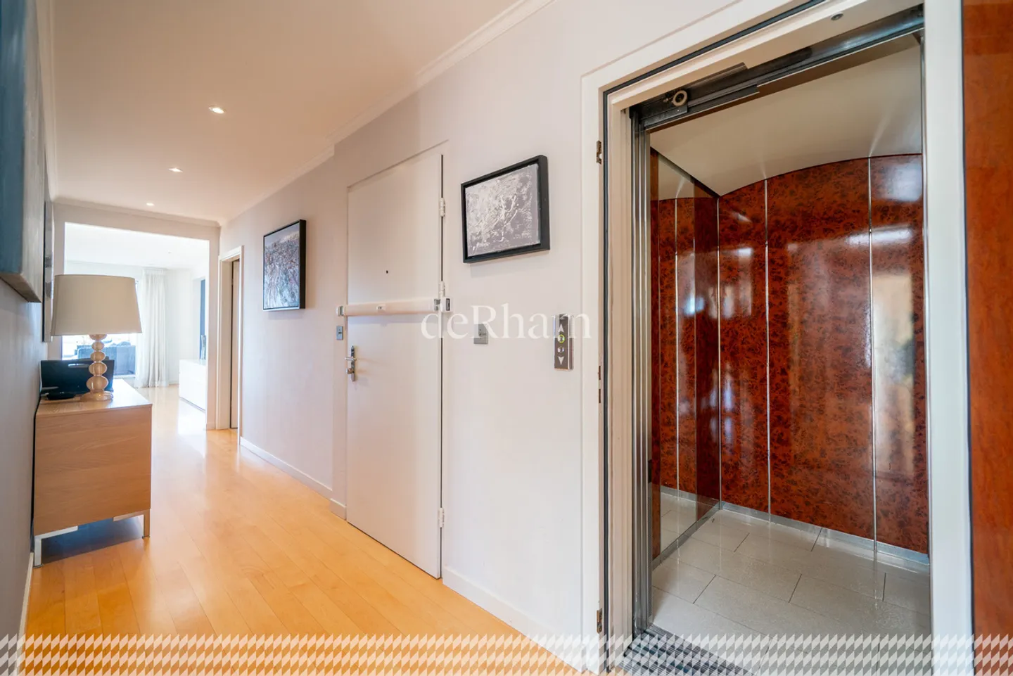 Exceptional penthouse 226 m2 PPE Panoramic terrace on Lake Geneva - Photo 12 of 12