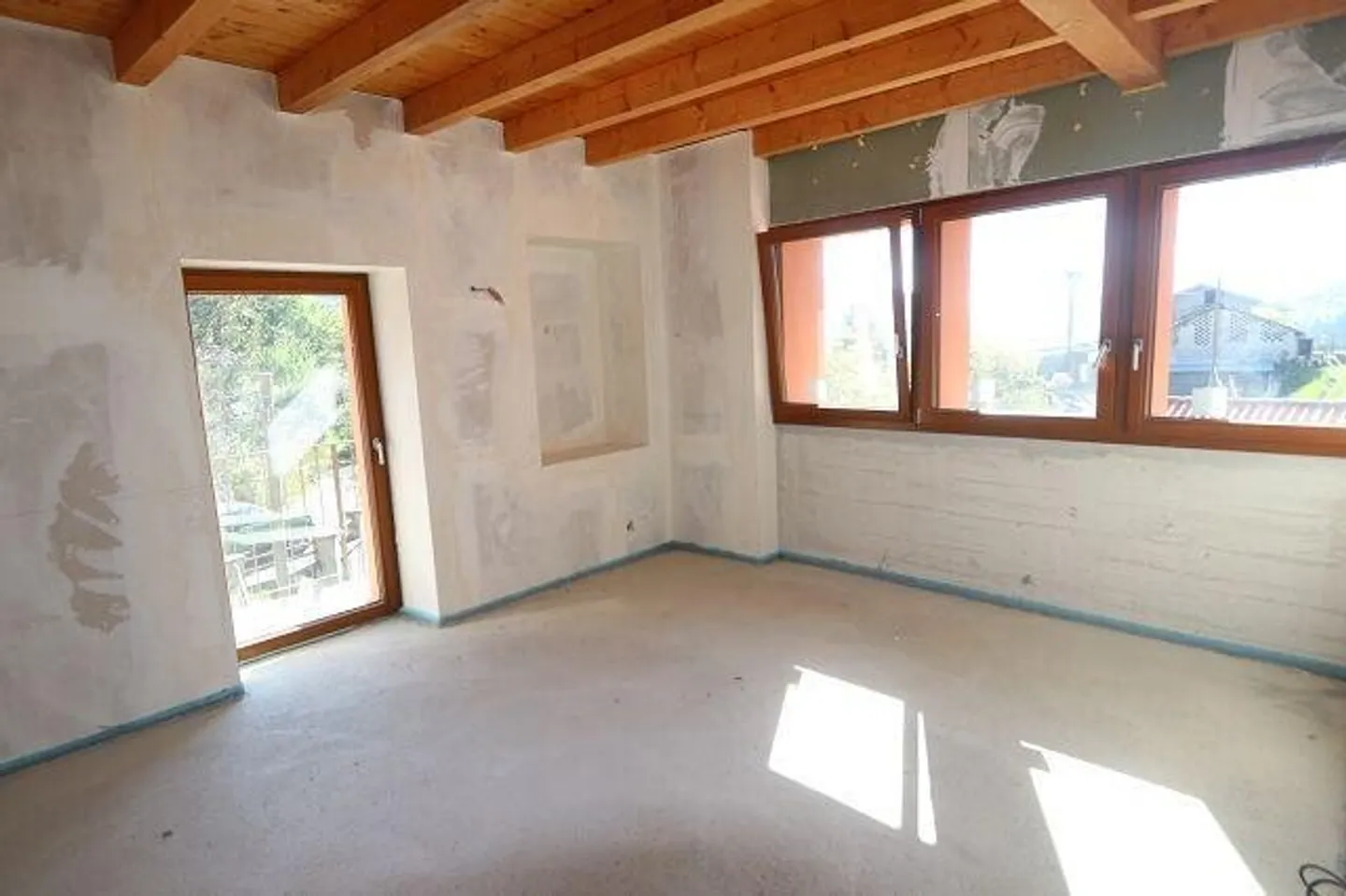 Elegant Detached House in Davesco-Soragno - Photo 9 of 13