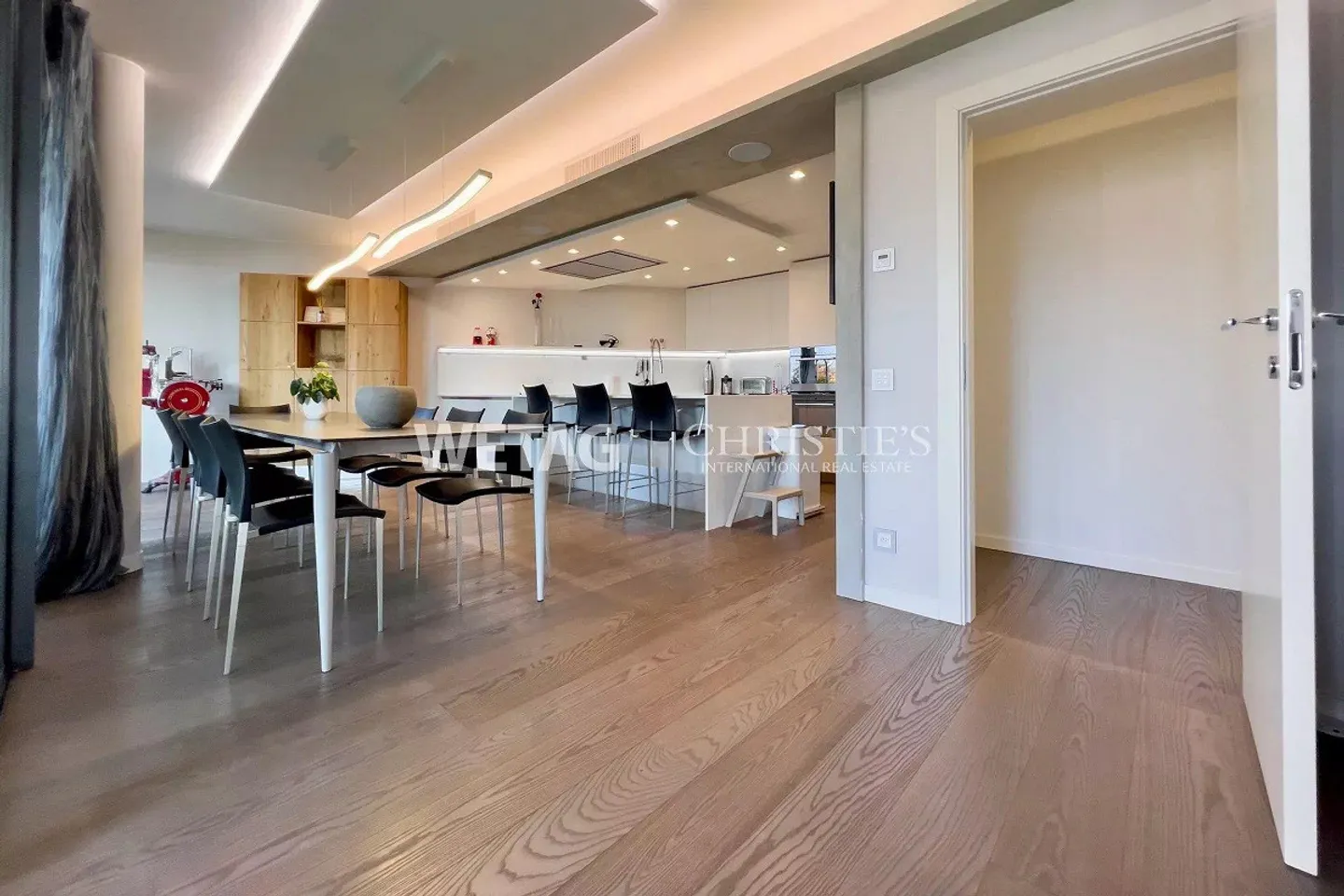 Modern Duplex Apartment for Sale in Lugano-Albonago - Photo 6 of 13