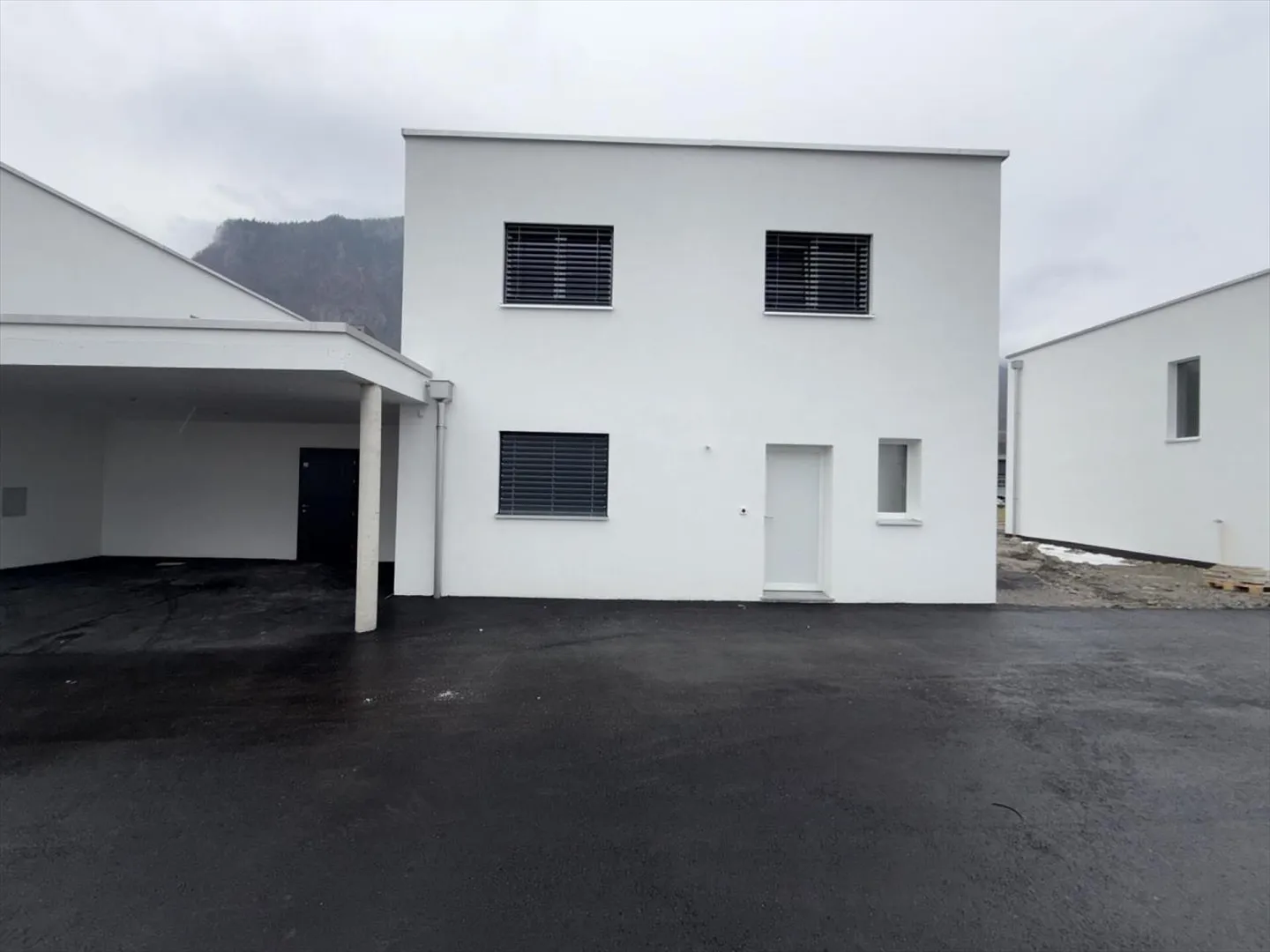 Maison contiguë 5.5 pièces - Photo 7 sur 13