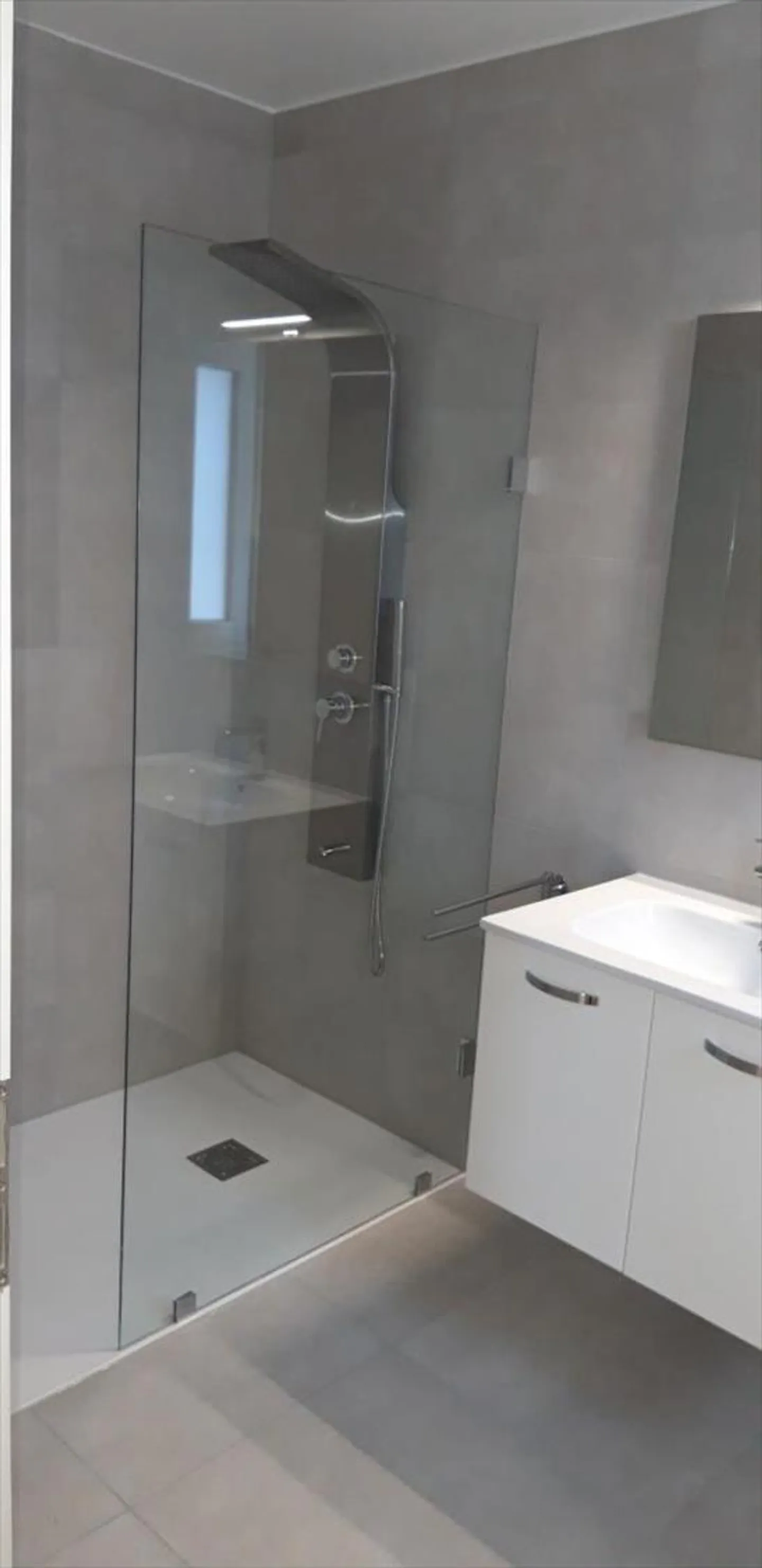 Maison contiguë 5.5 pièces - Photo 9 sur 13