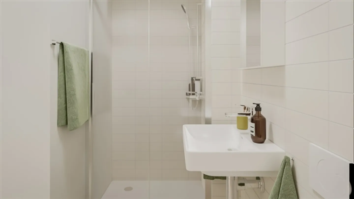 Generosamente e frescamente ristrutturato - Foto 11 di 13