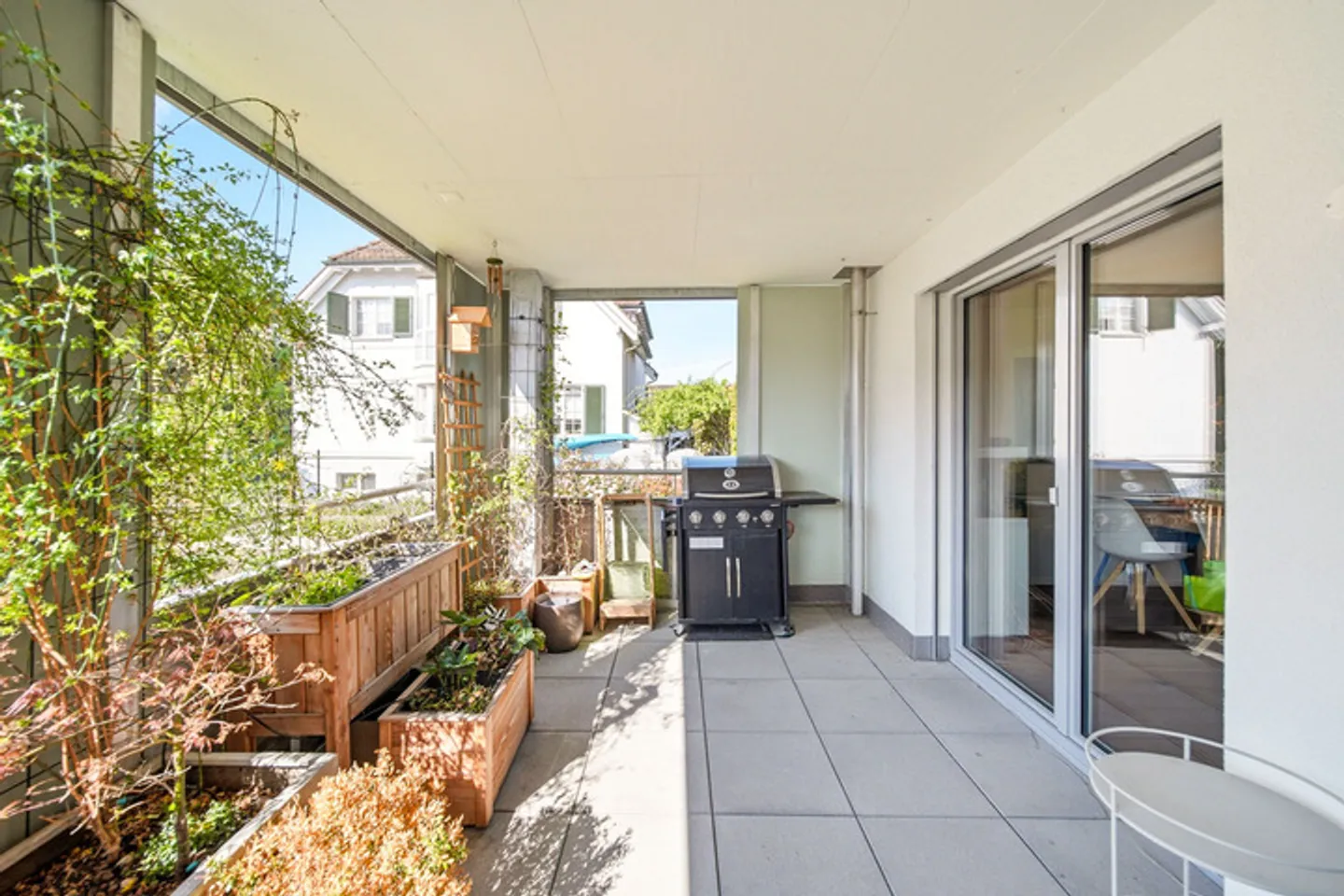 Appartement moderne avec terrasse - Photo 7 sur 8