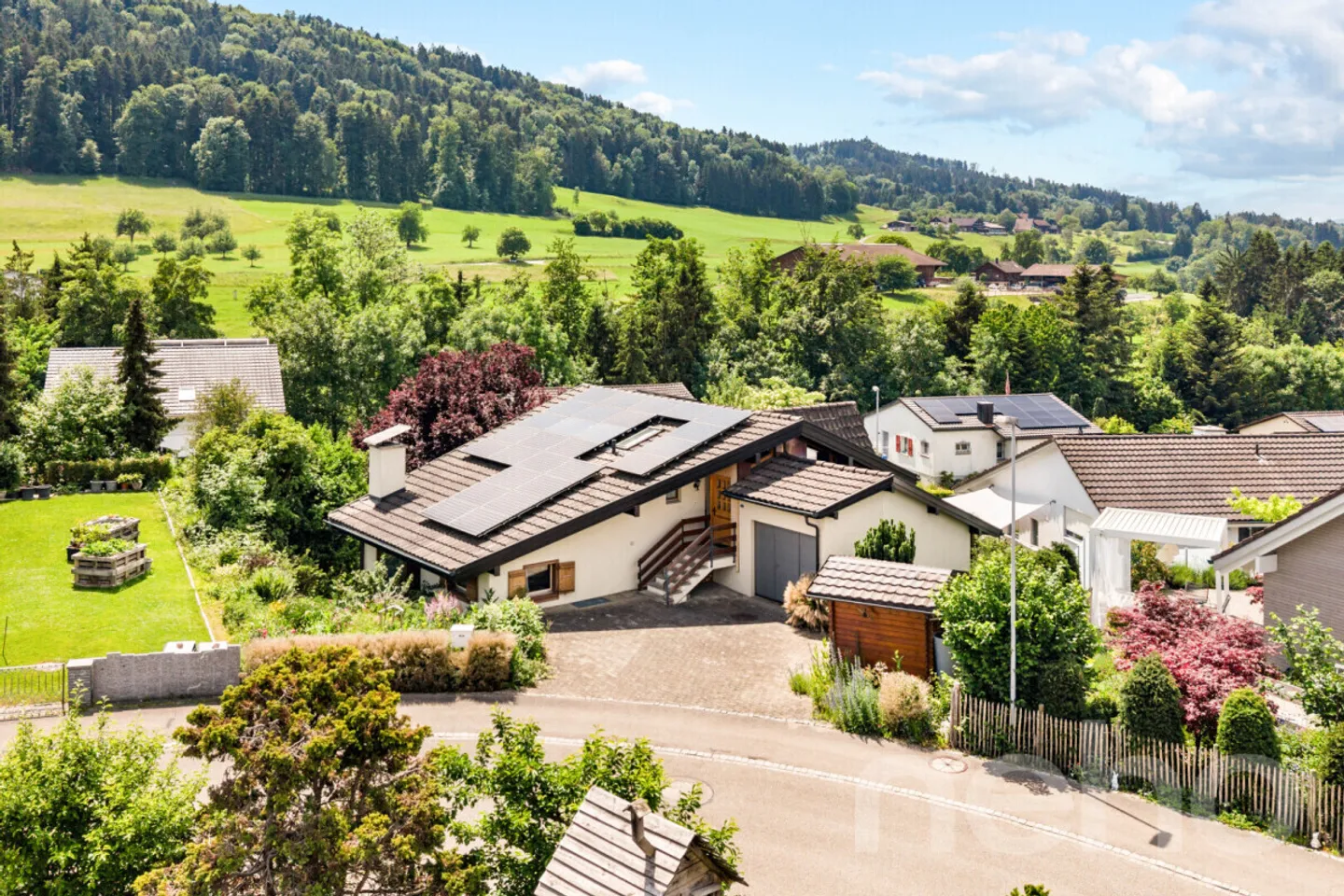 Charming Family Home with Garden - Photo 1 of 12